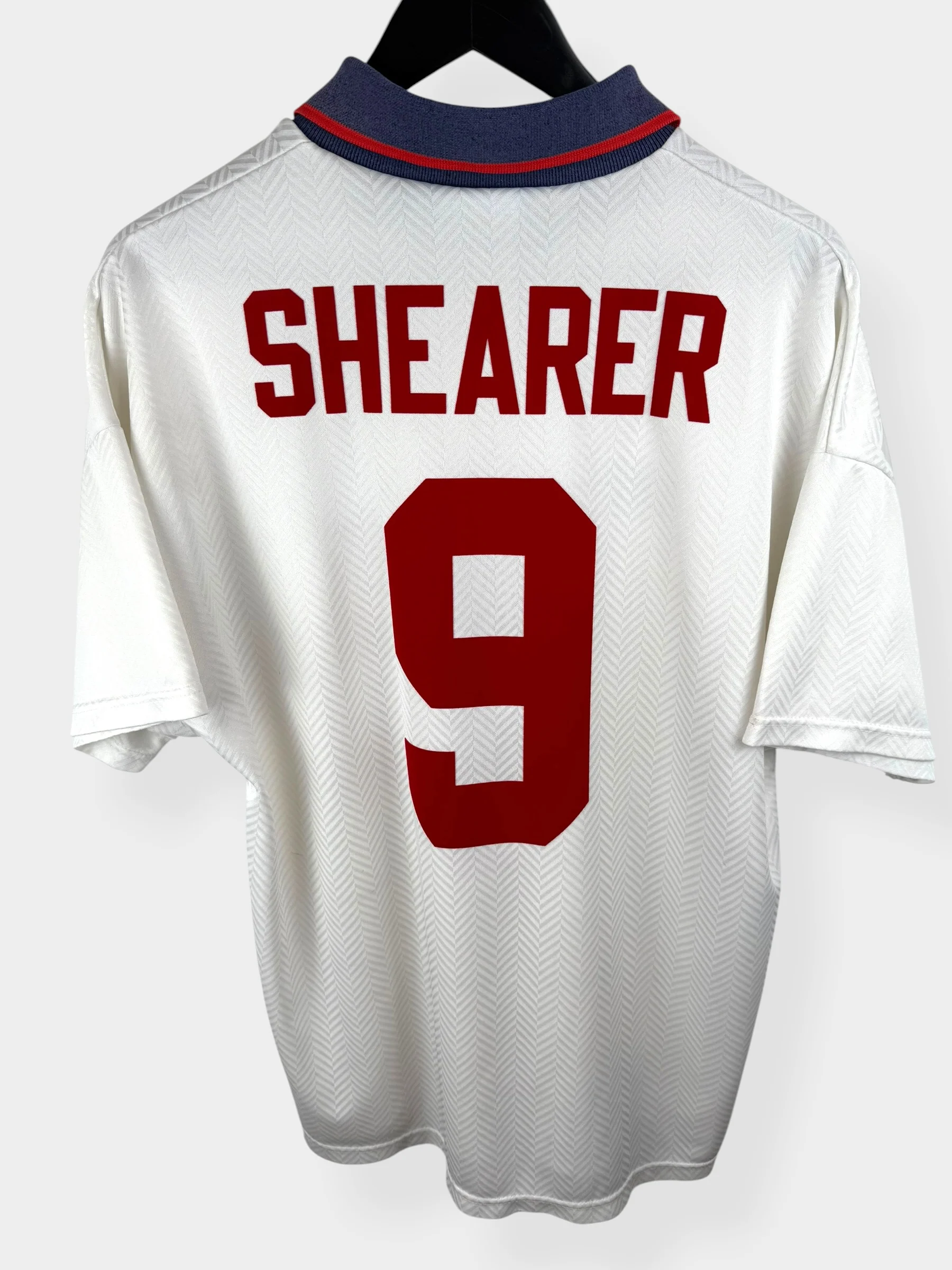 1993-95 ENGLAND HOME SHIRT SHEARER #9 L
