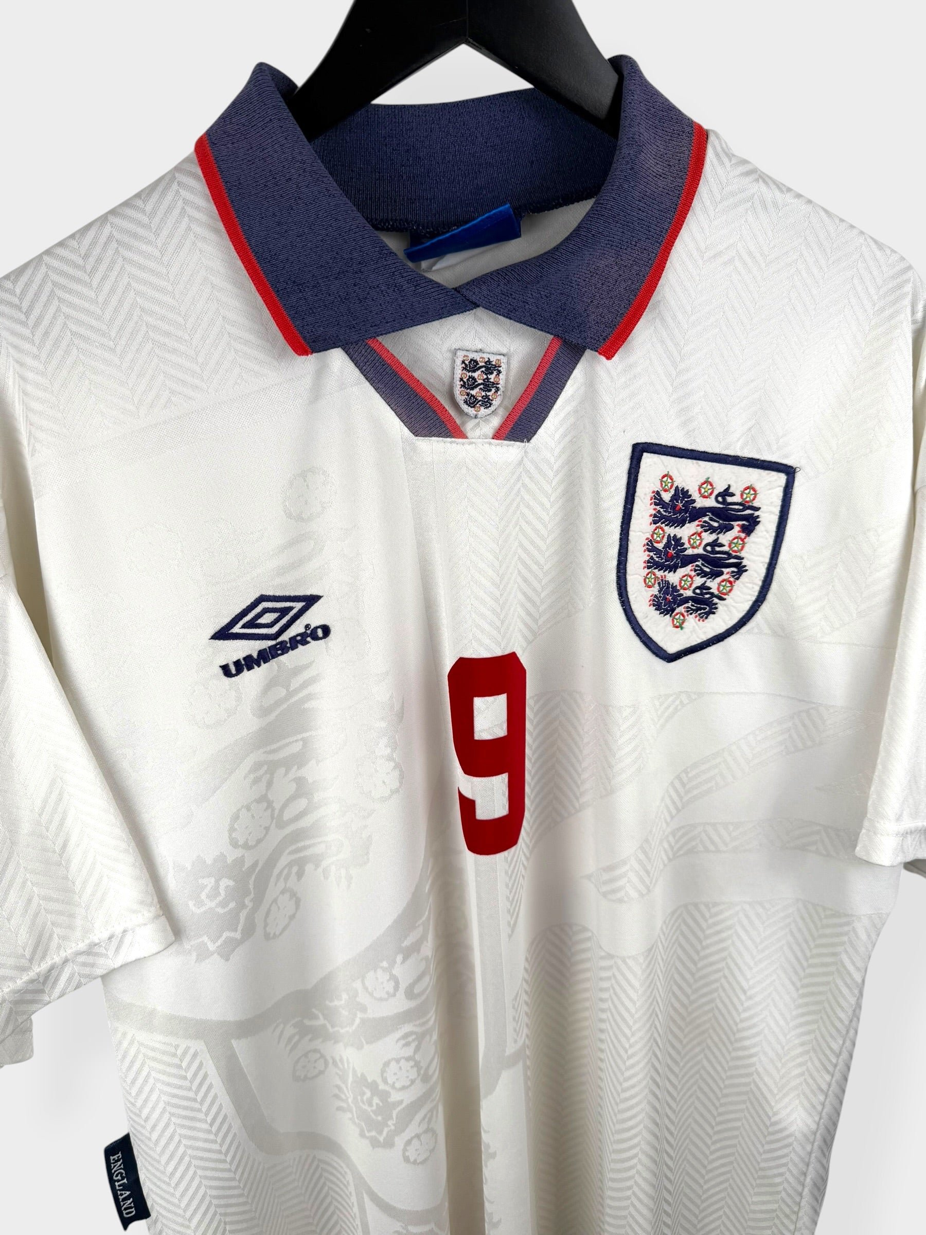 1993-95 ENGLAND HOME SHIRT SHEARER #9 L - Image 4