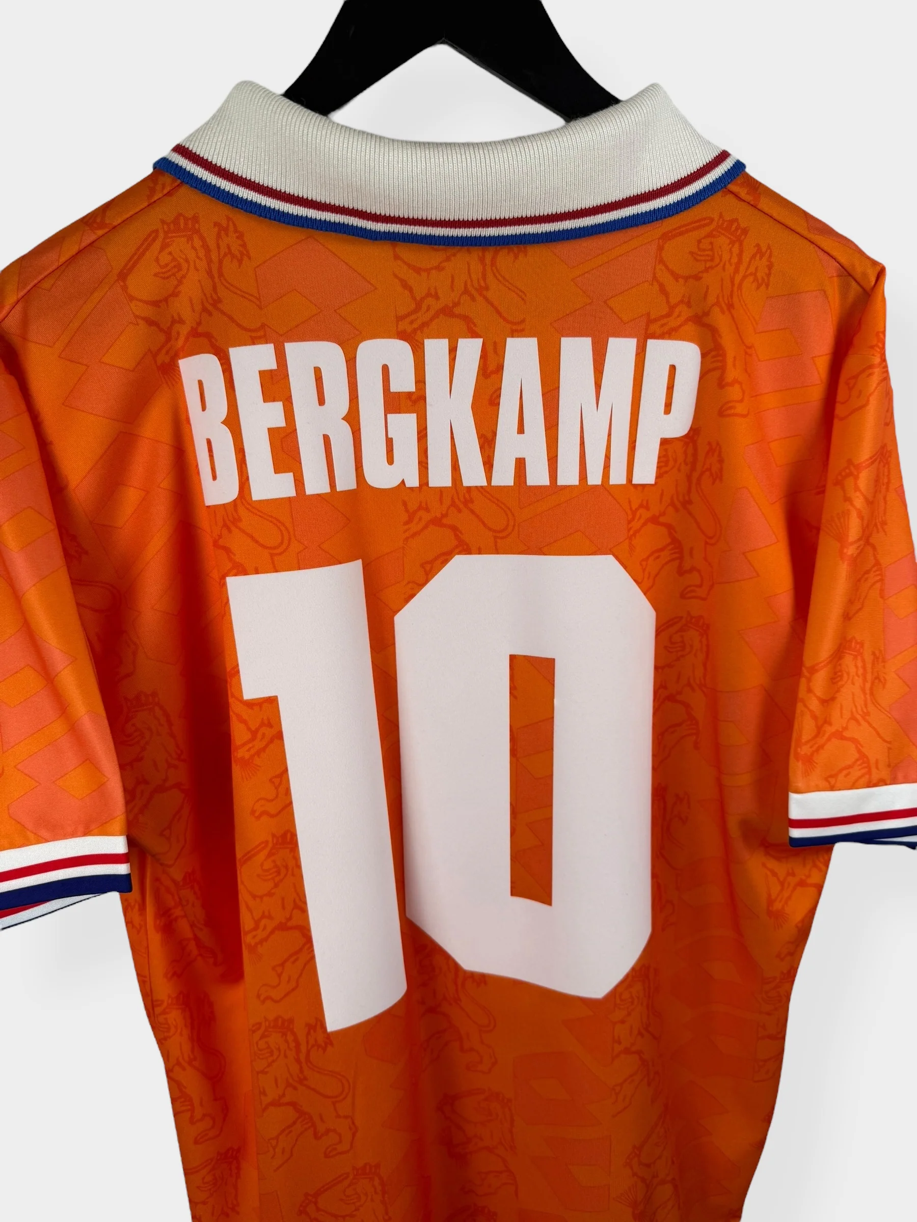 1994-95 NETHERLANDS HOME SHIRT BERGKAMP #10 XL - Image 3