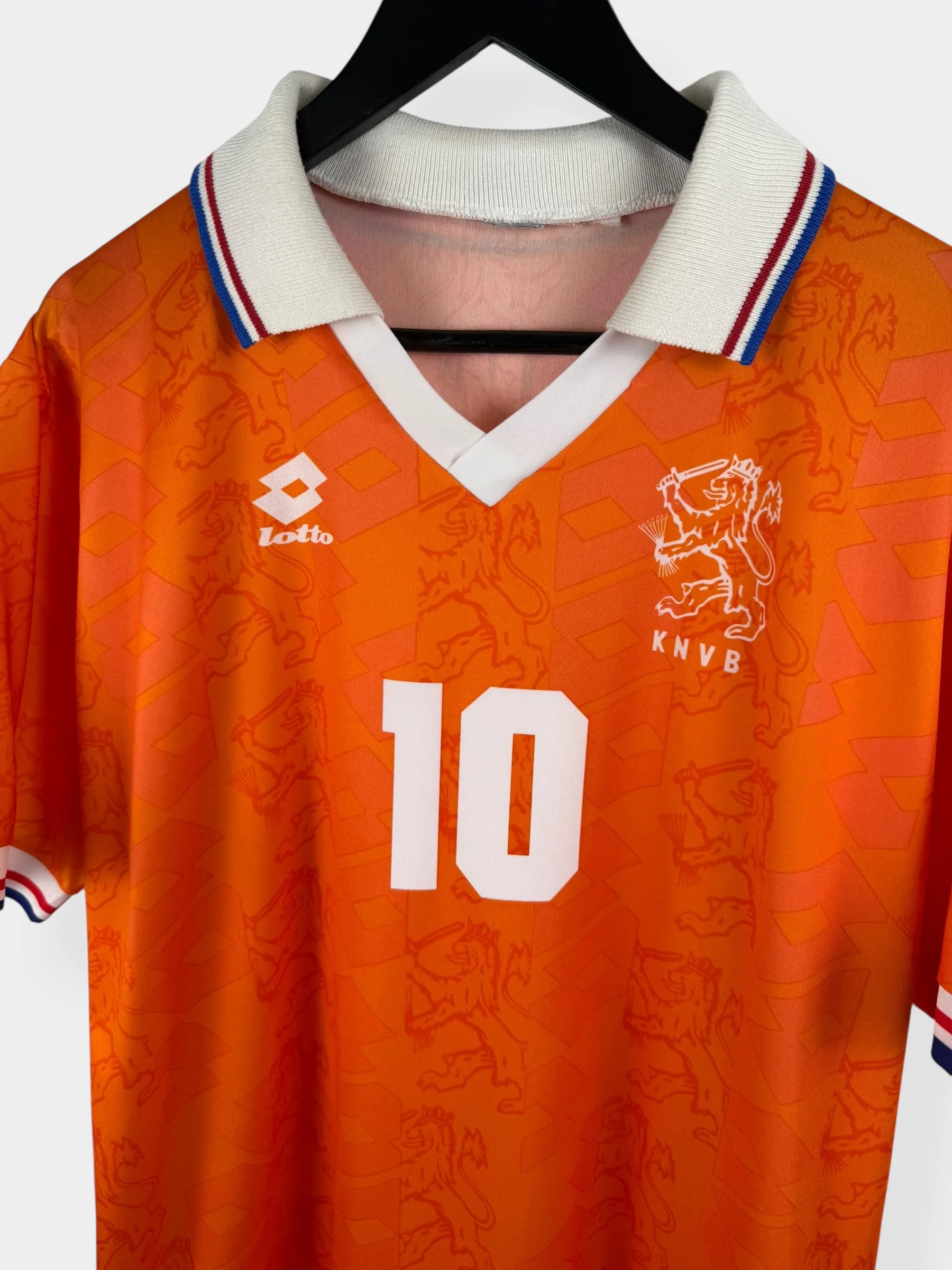 1994-95 NETHERLANDS HOME SHIRT BERGKAMP #10 XL - Image 4