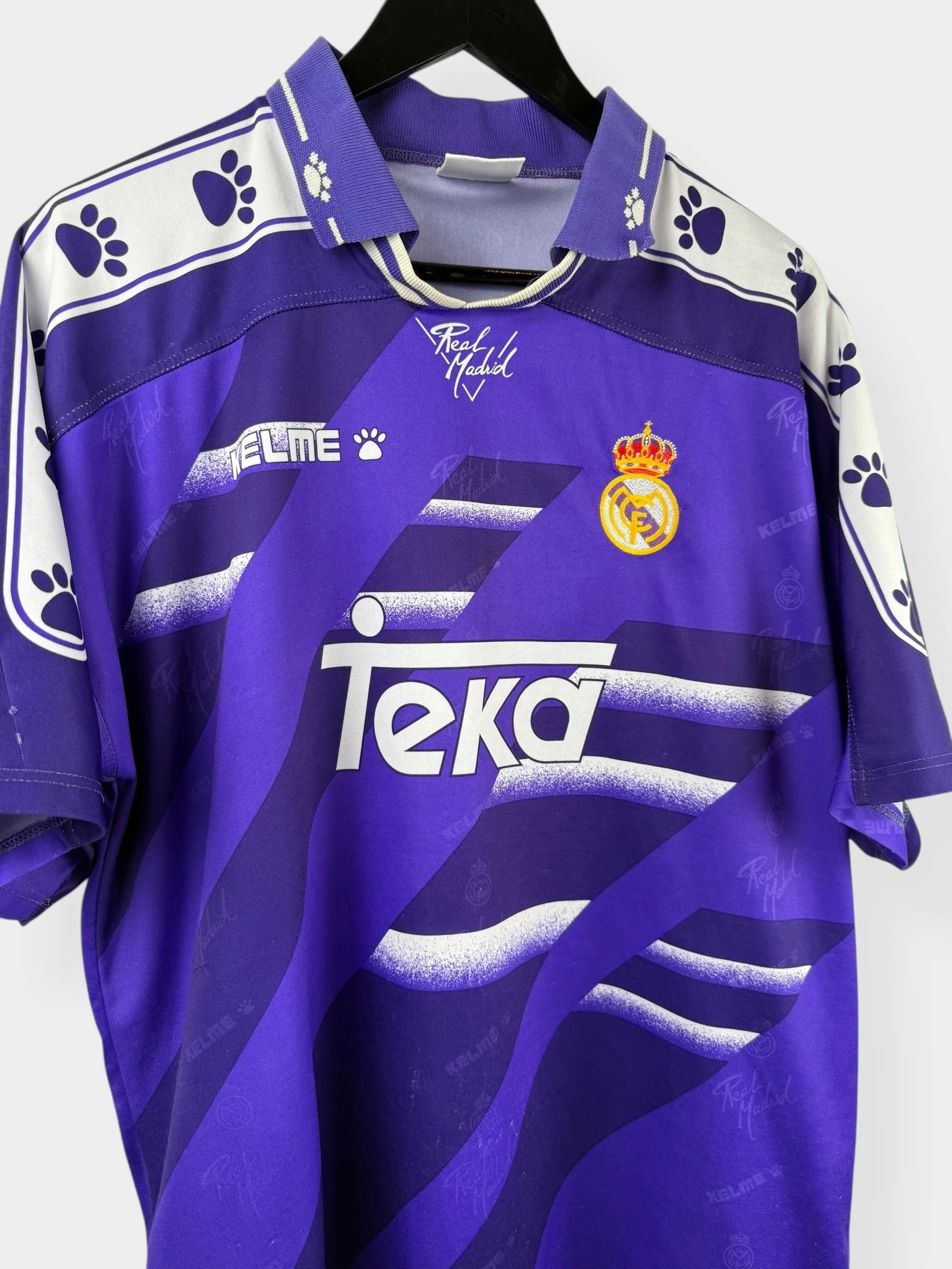 1994-96 REAL MADRID AWAY SHIRT XL - Image 3