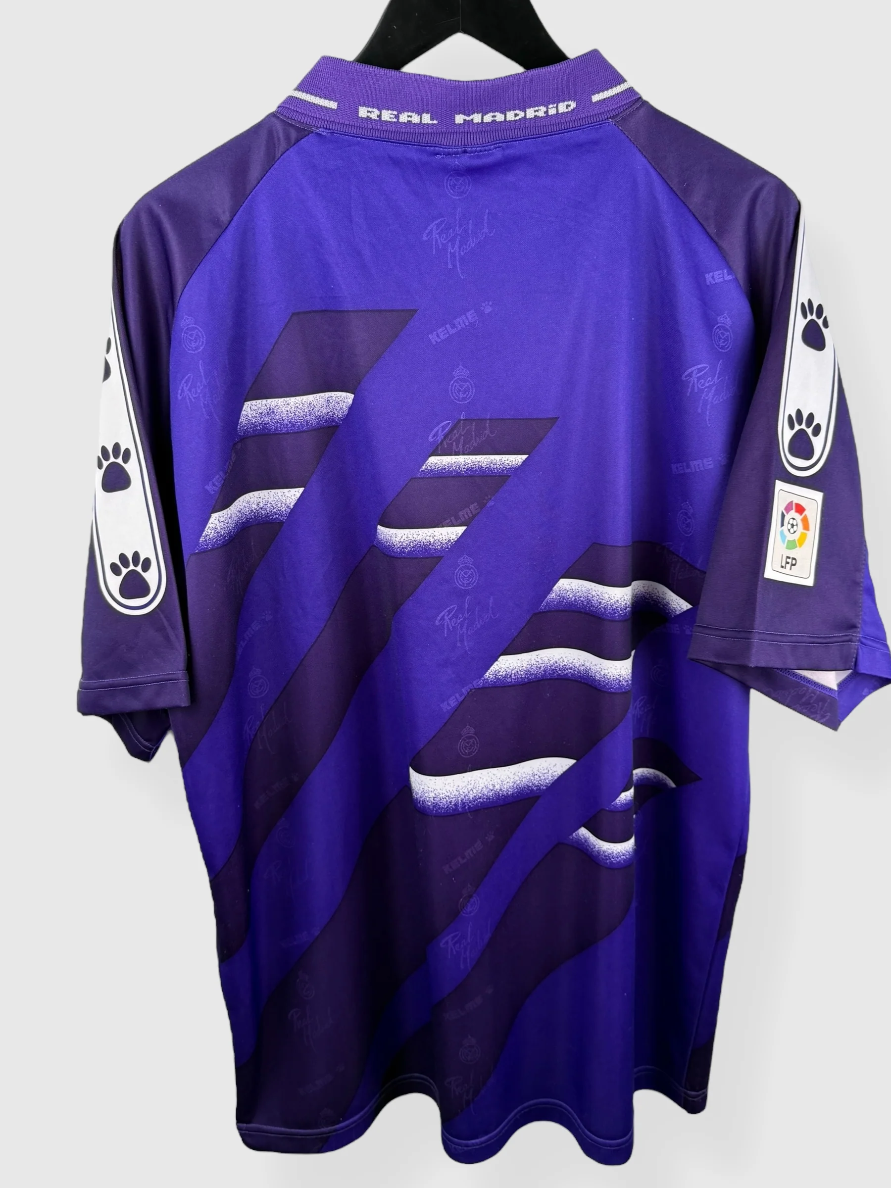 1994-96 REAL MADRID AWAY SHIRT XL - Image 2