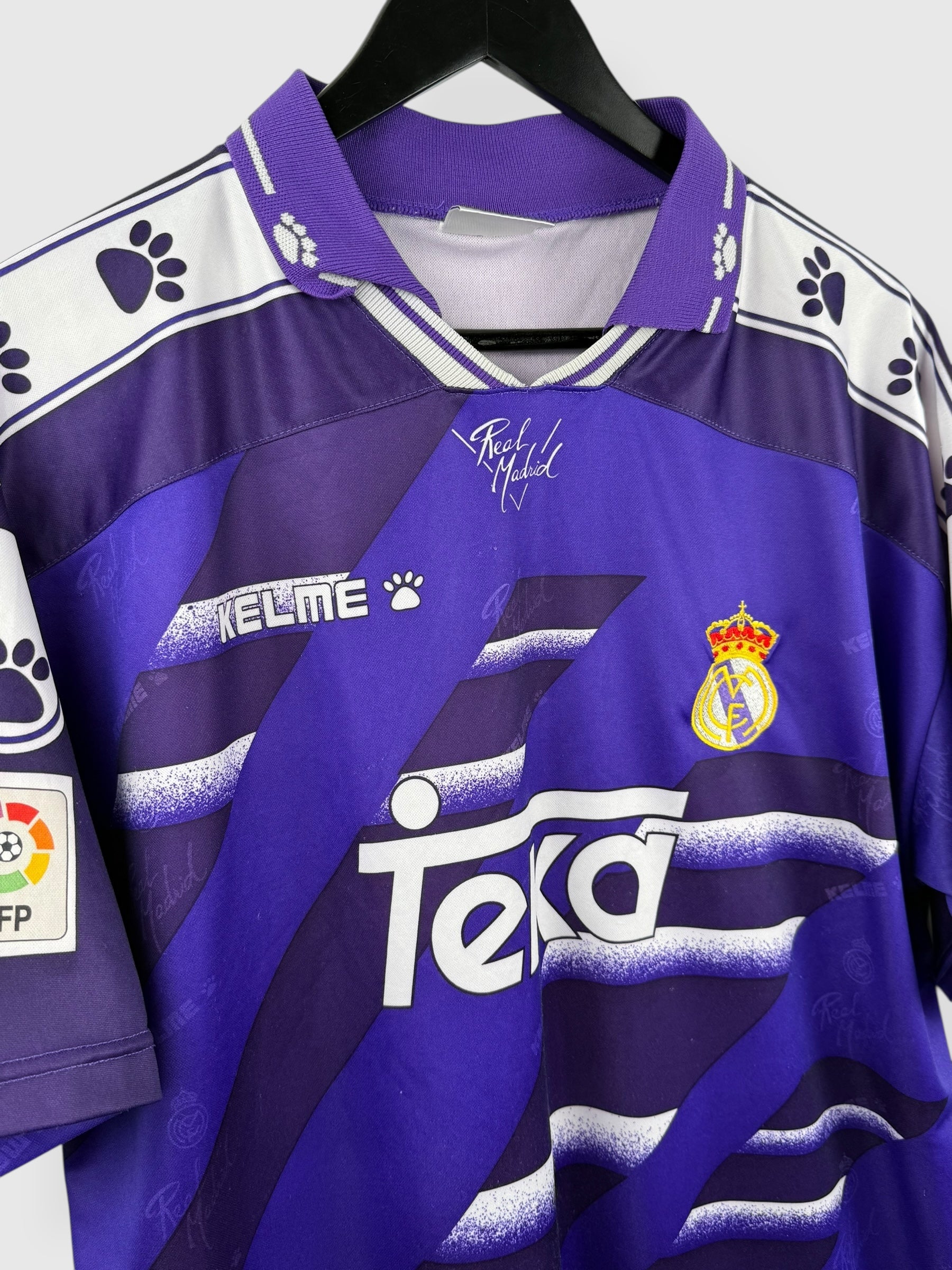 1994-96 REAL MADRID AWAY SHIRT XL - Image 3