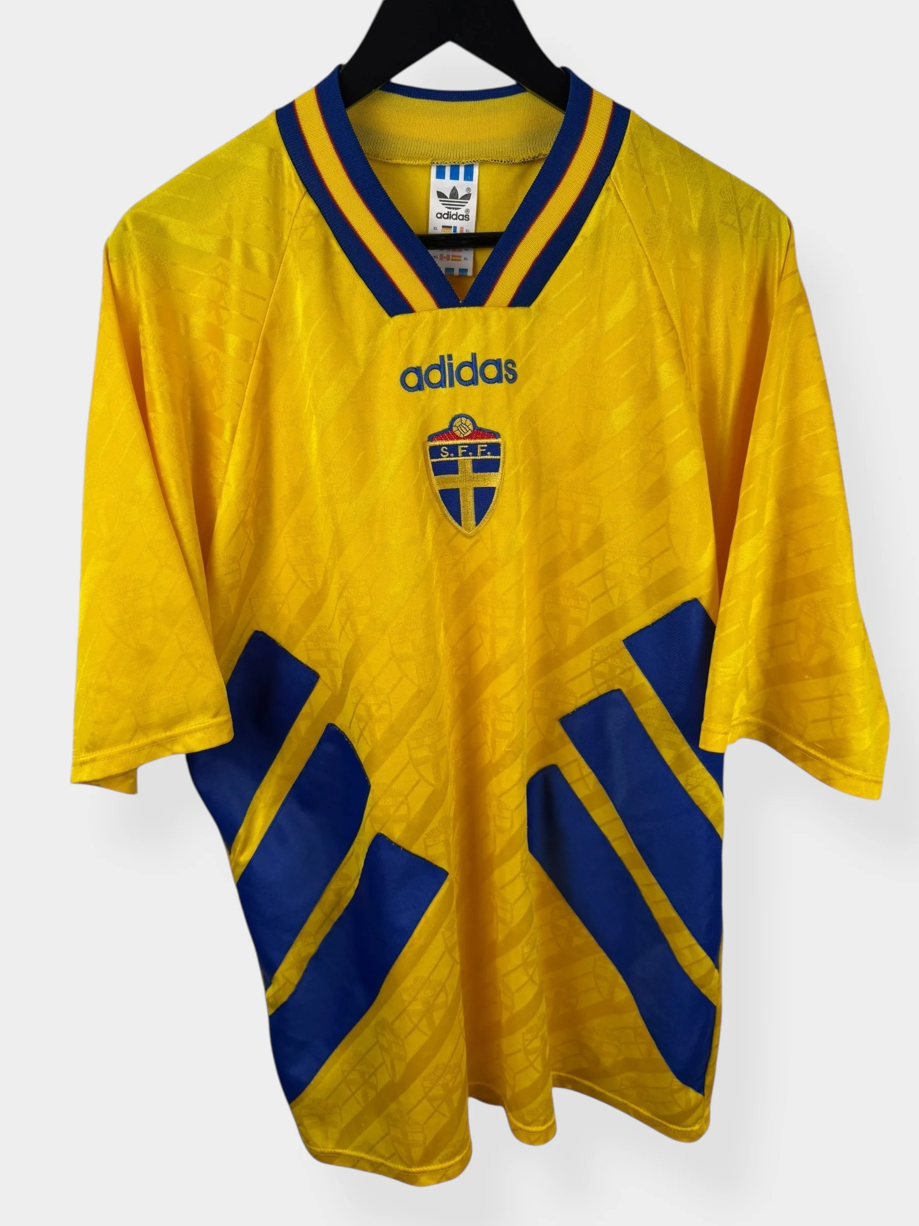 1994-96 SWEDEN HOME SHIRT XL