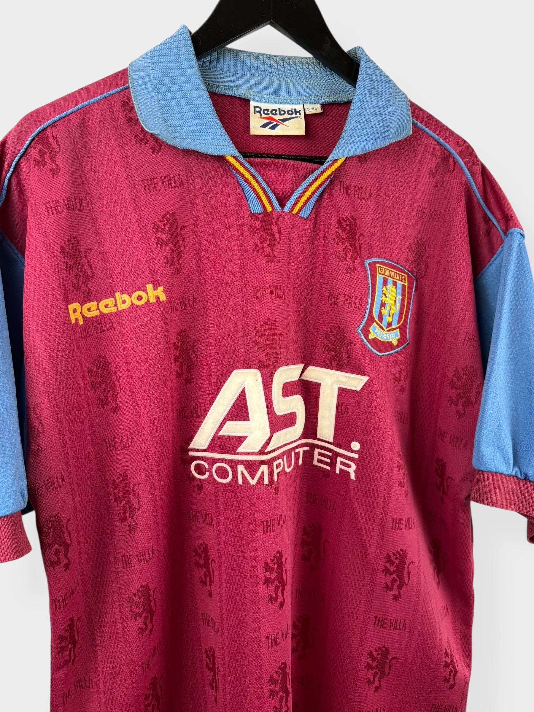 1995-97 ASTON VILLA HOME SHIRT XL - Image 3