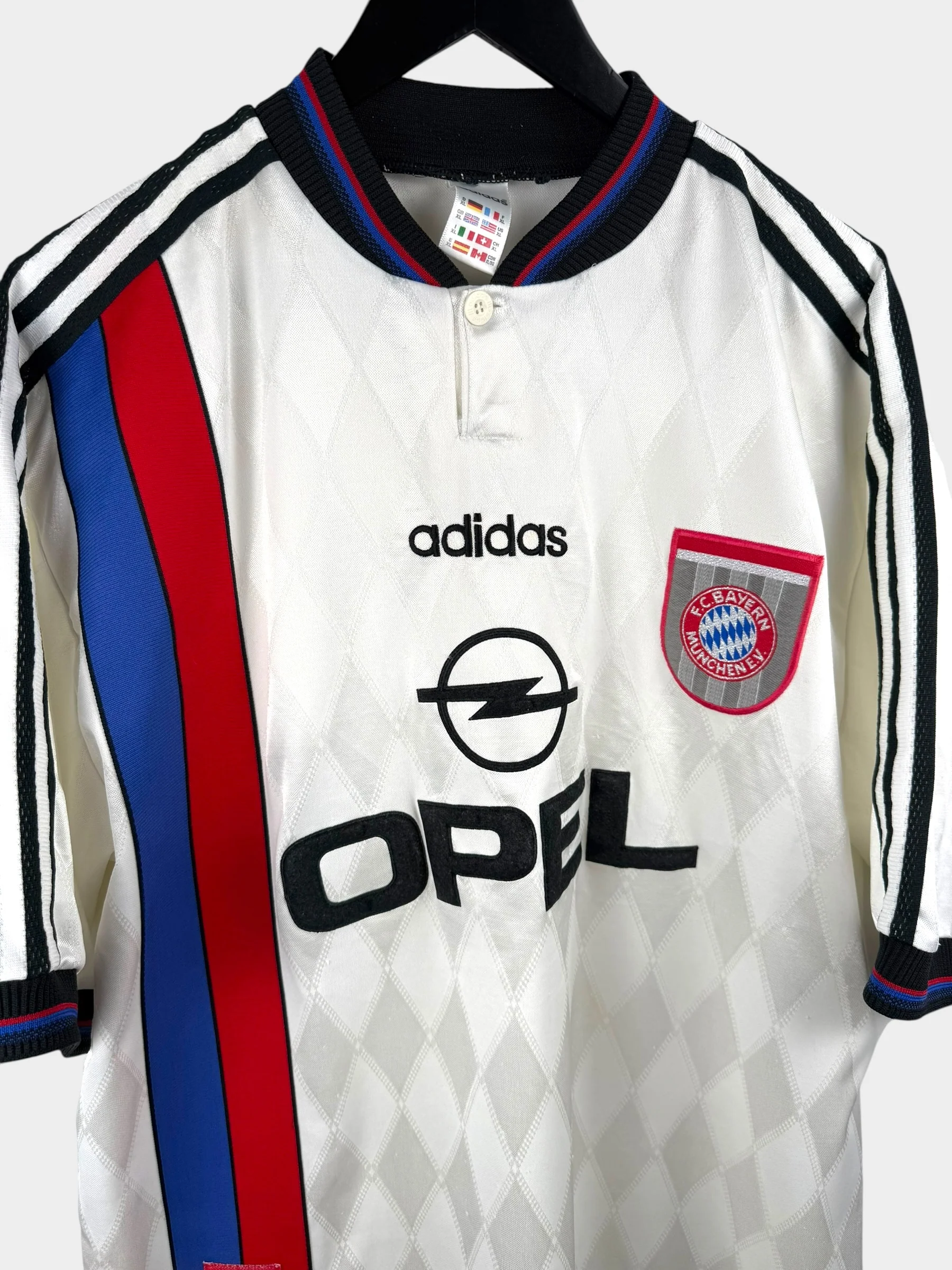 1996-98 BAYERN MUNICH AWAY SHIRT XL - Image 3