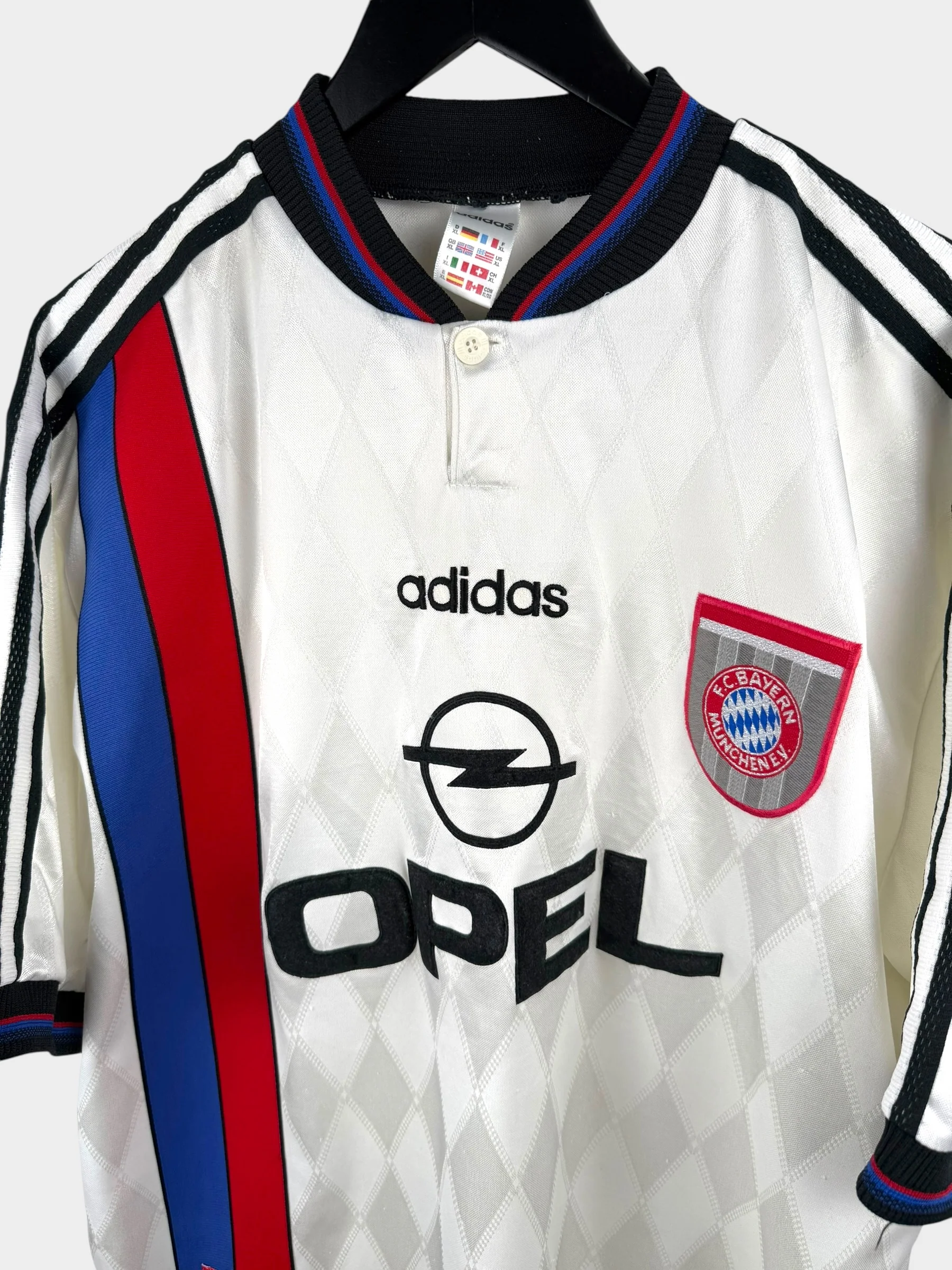 1996-98 BAYERN MUNICH AWAY SHIRT XL - Image 4