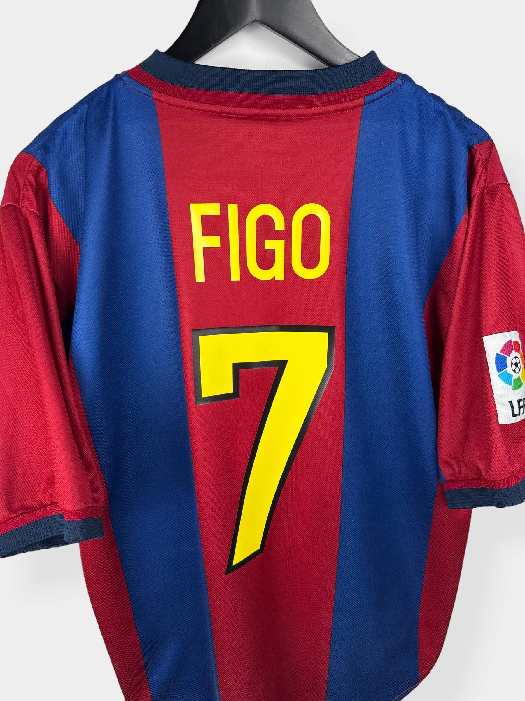 1998-00 BARCELONA HOME SHIRT FIGO #7 L - Image 3