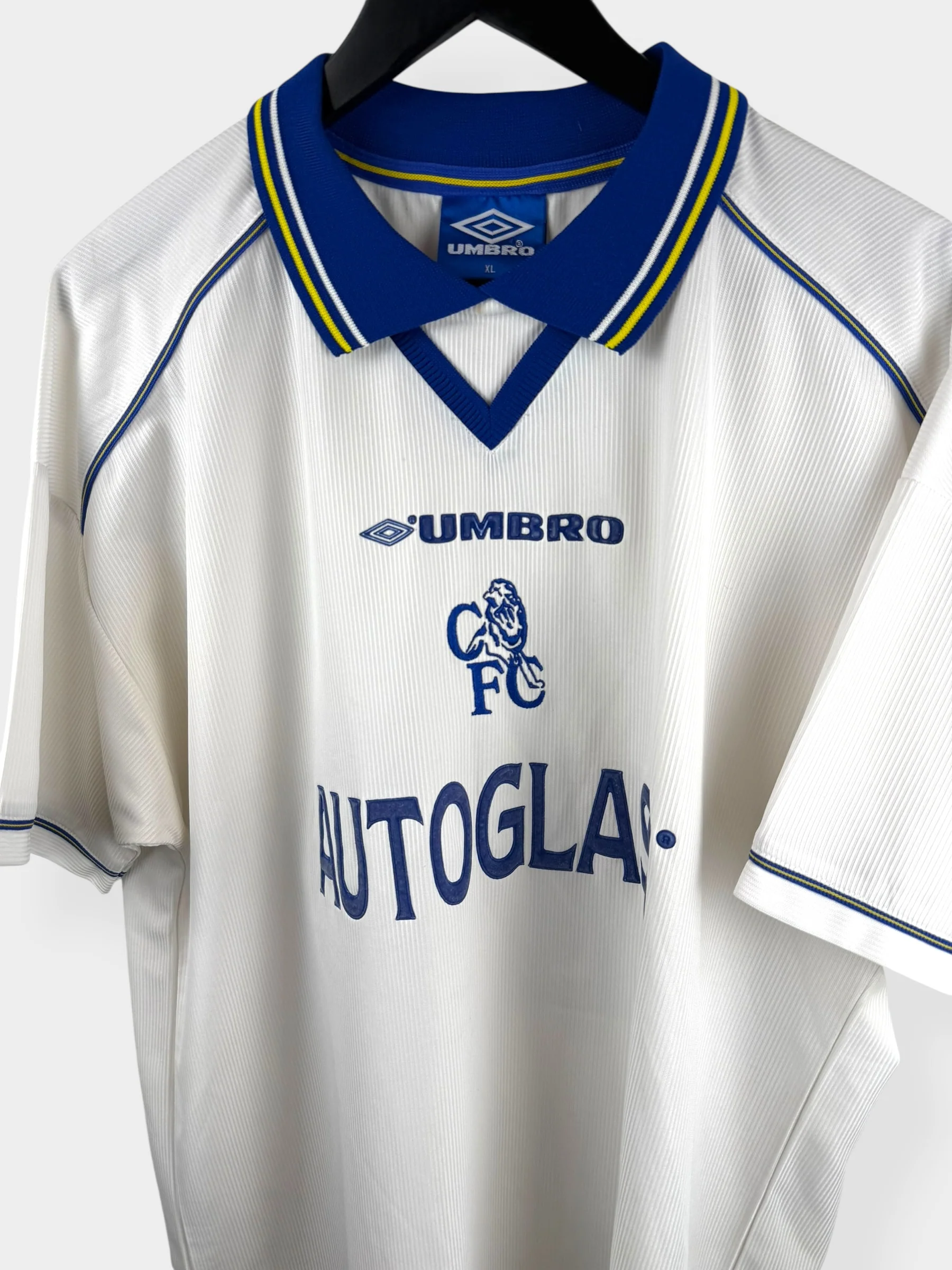 1998-00 CHELSEA AWAY SHIRT ZOLA #25 XL - Image 4