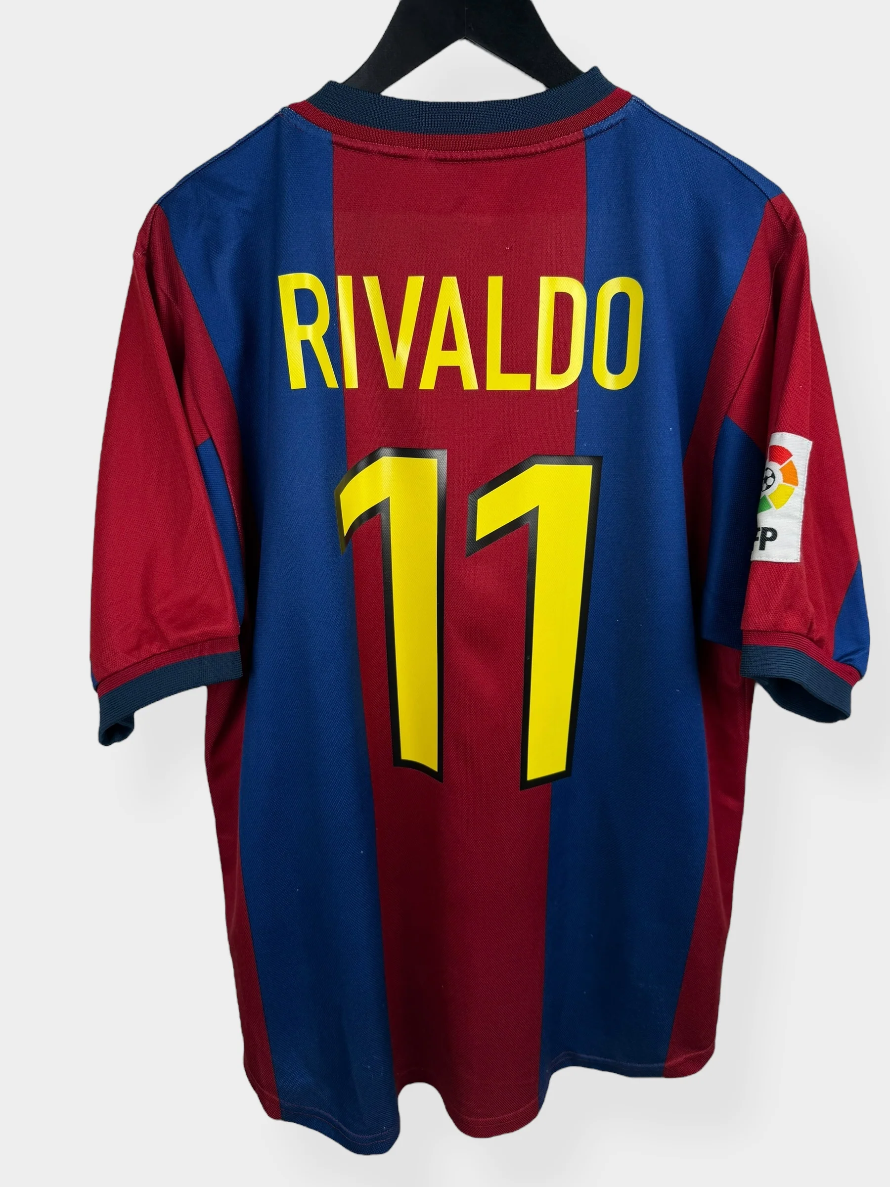 1998-99 BARCELONA HOME SHIRT RIVALDO #11 L