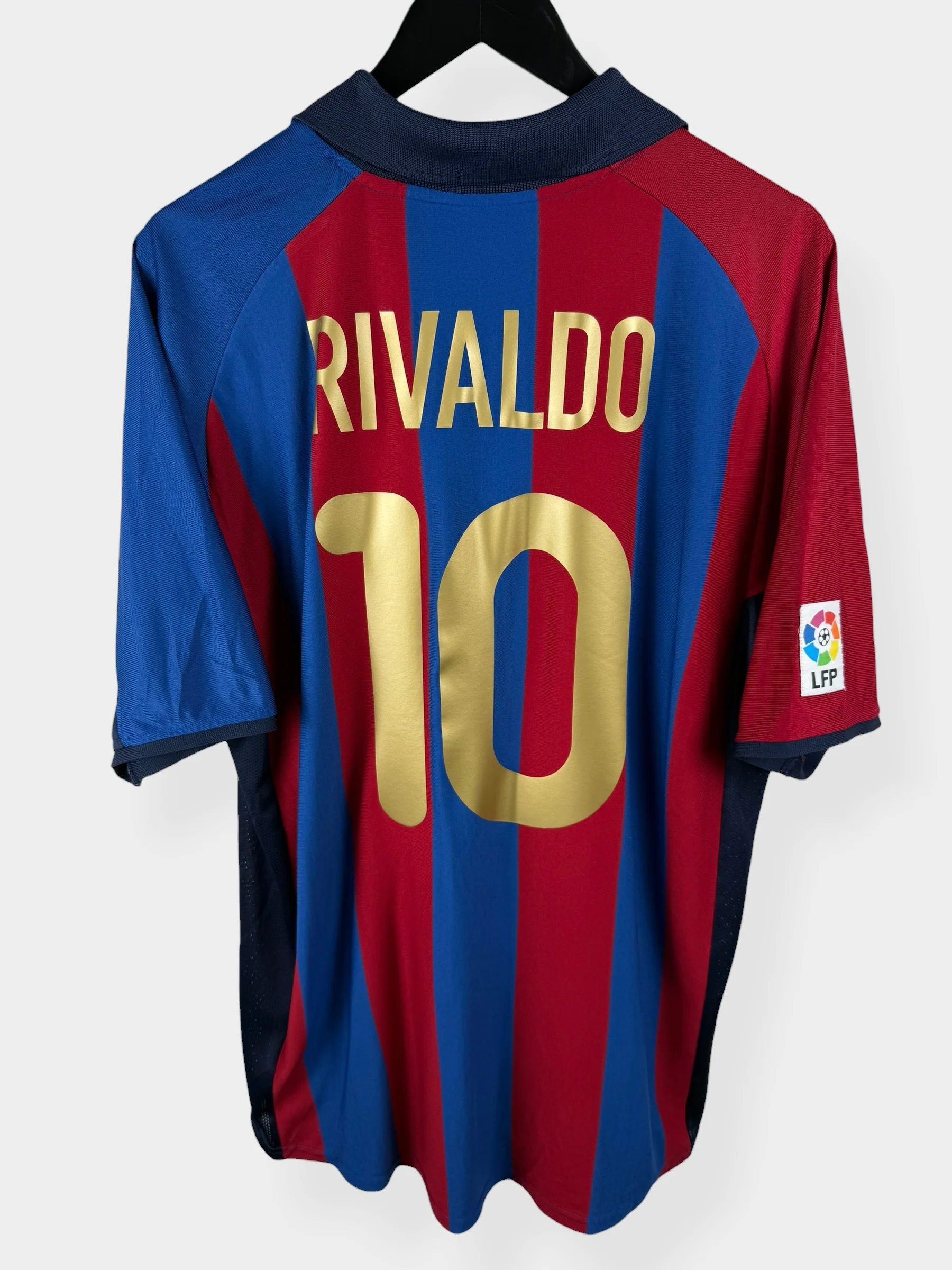 2001-02 BARCELONA HOME SHIRT RIVALDO #10 XL
