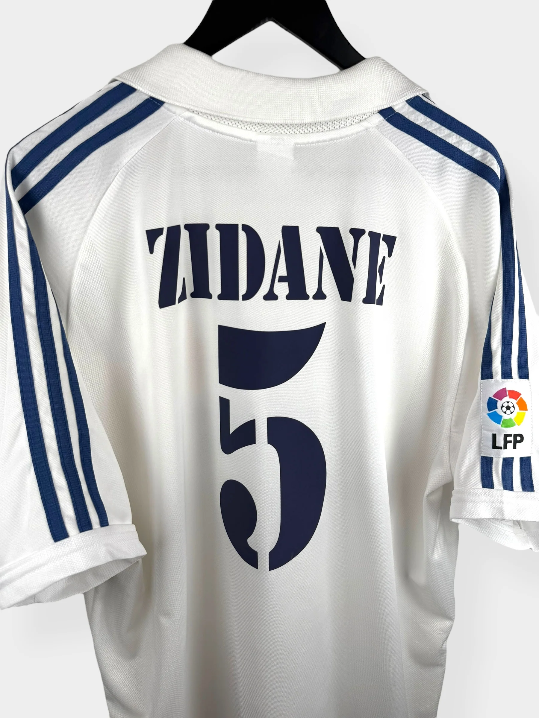 2001-02 REAL MADRID HOME SHIRT ZIDANE #5 XL - Image 3