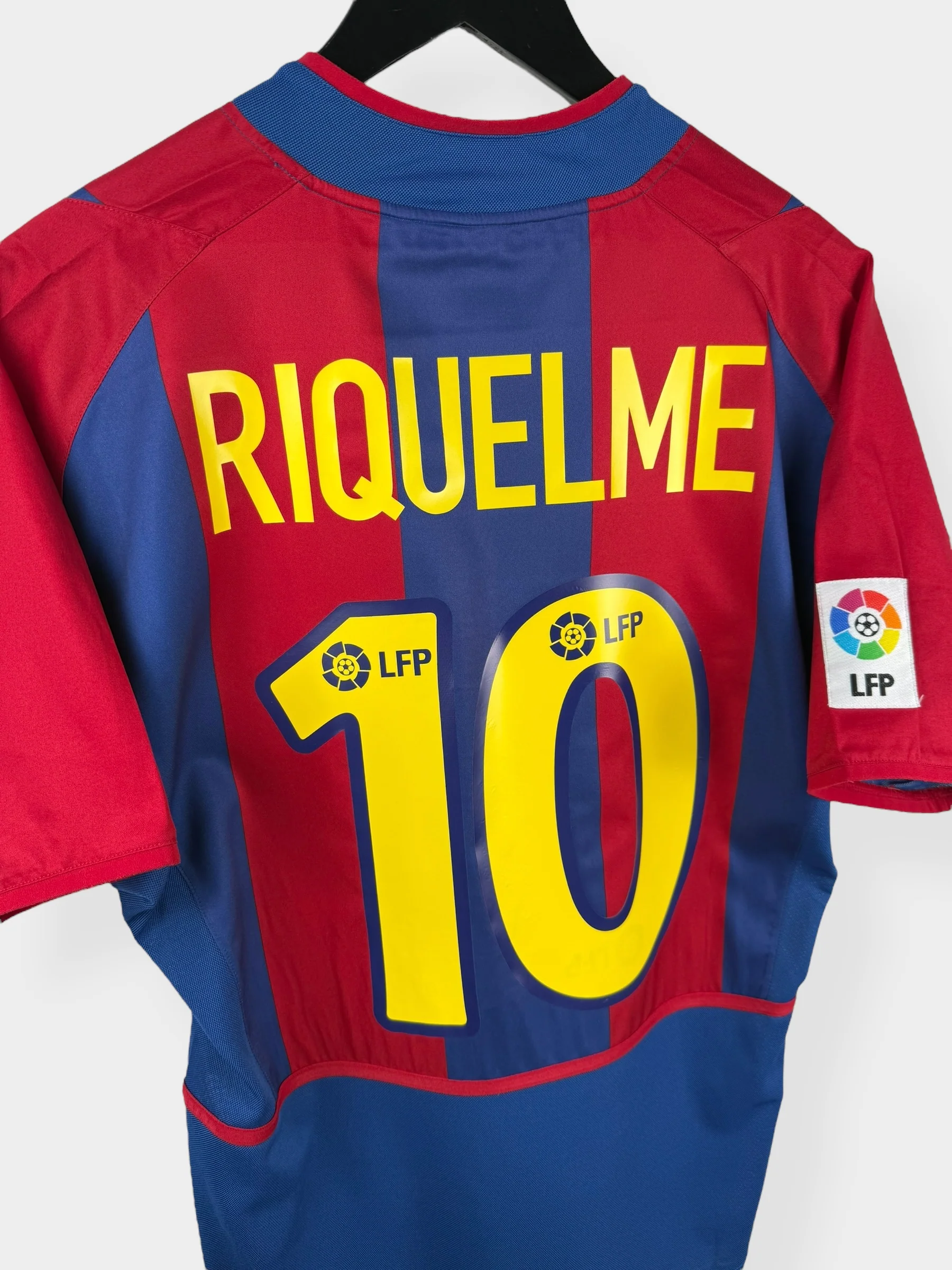 2002-03 BARCELONA HOME SHIRT RIQUELME #10 S - Image 3