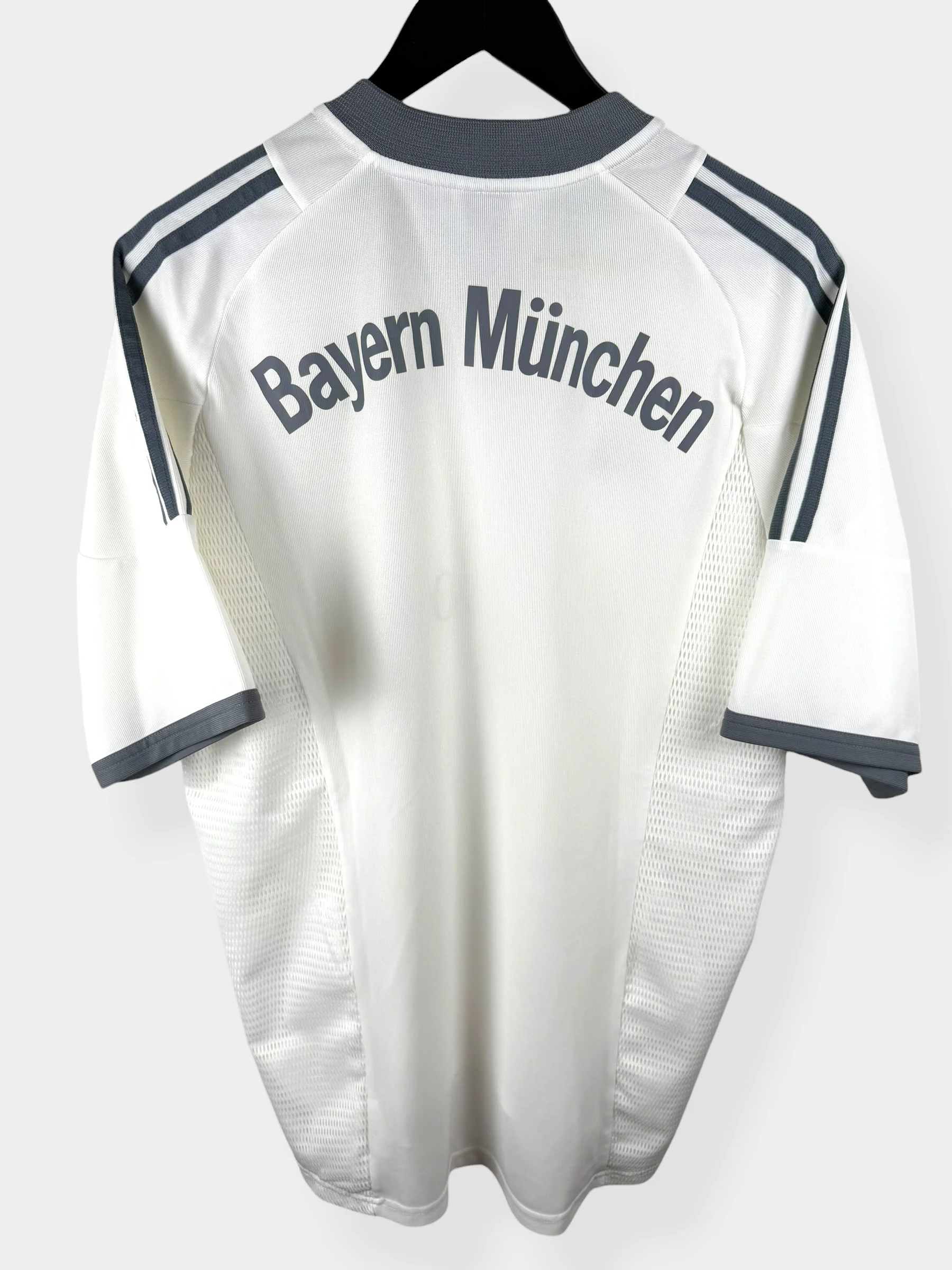 2002-03 BAYERN MUNICH AWAY SHIRT L - Image 2