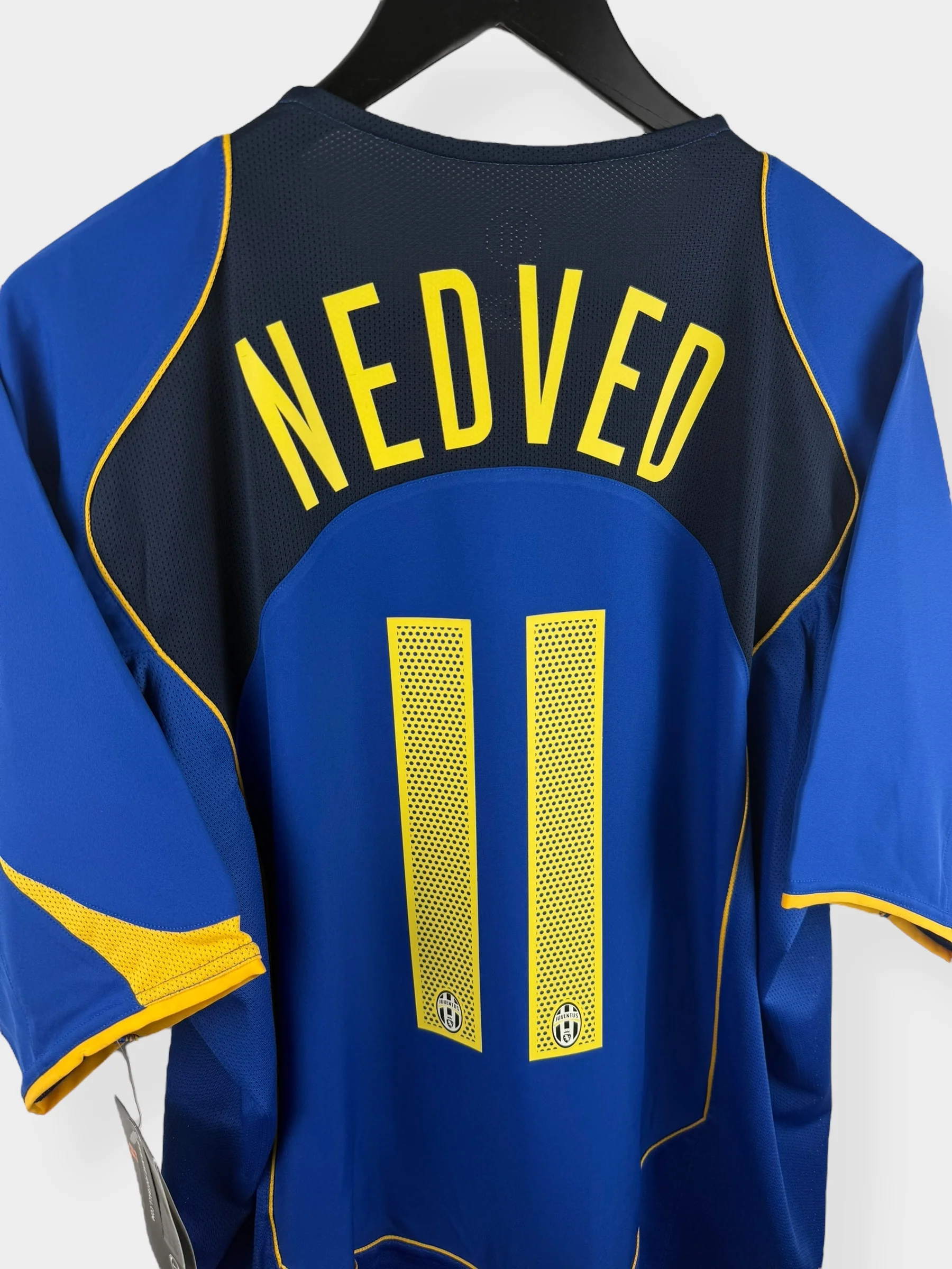 2004-05 JUVENTUS THIRD SHIRT NEDVED #11 XL - Image 3