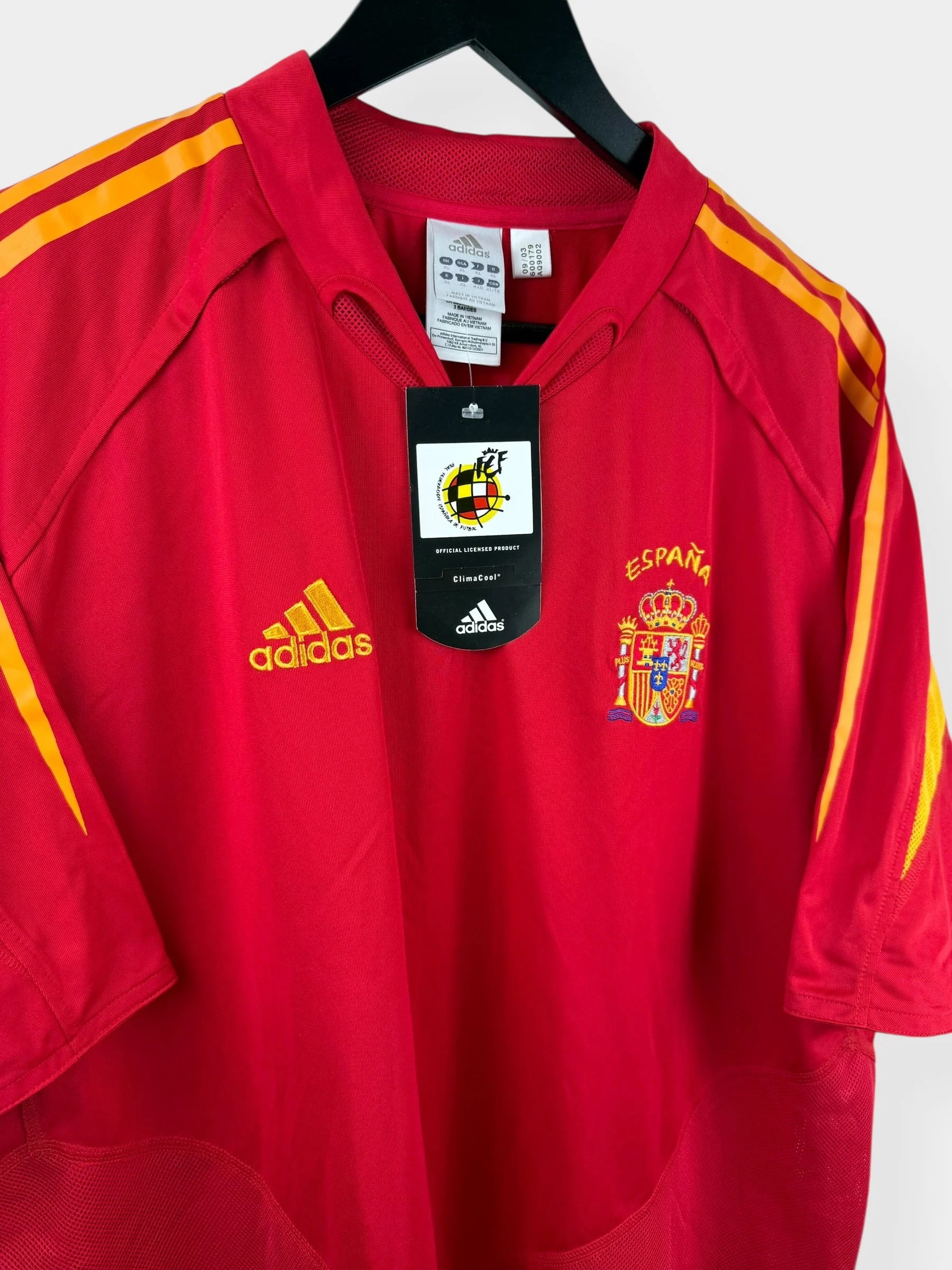2004-06 SPAIN HOME SHIRT XL - Image 3