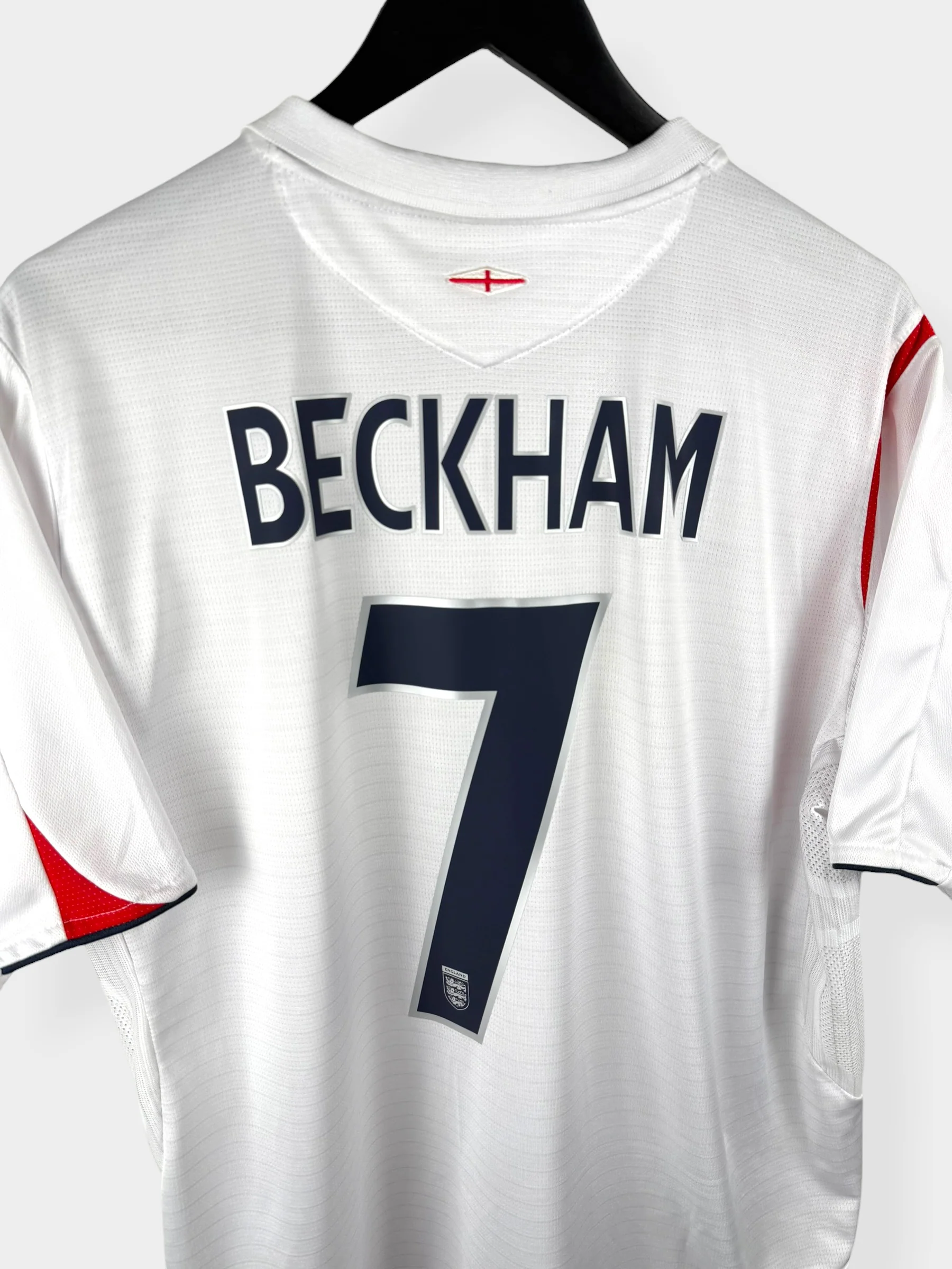 2005-07 ENGLAND HOME SHIRT BECKHAM #7 XL - Image 3