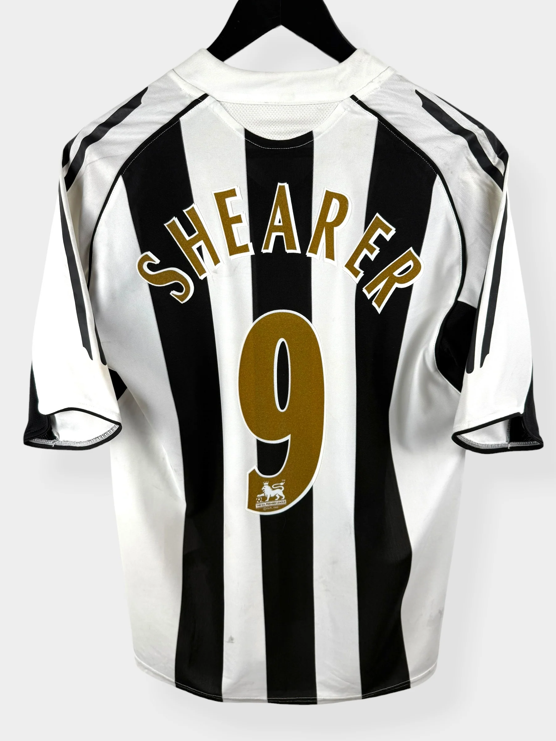 2005-07 NEWCASTLE UNITED HOME SHIRT SHEARER #9 M