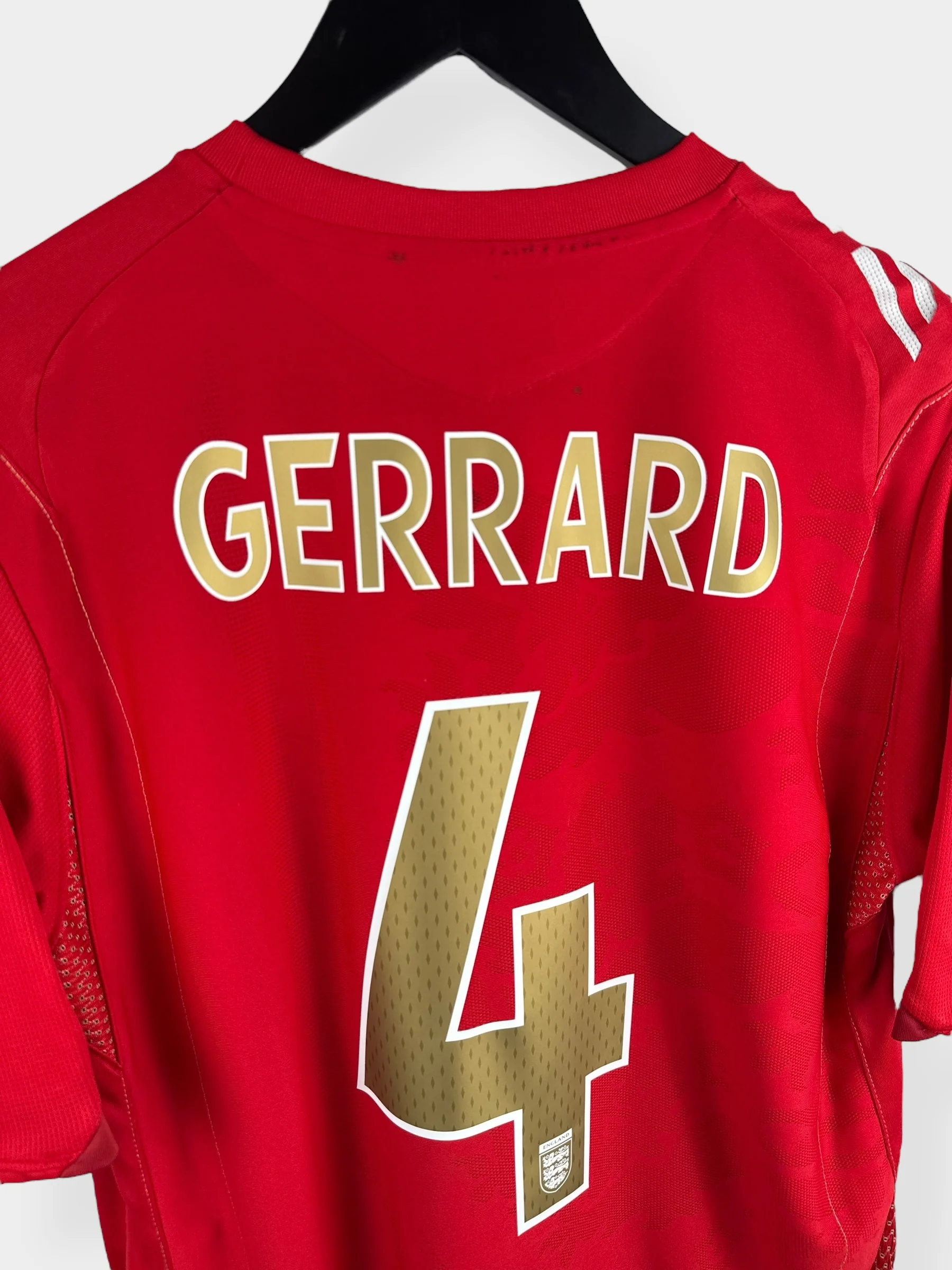 2006-08 ENGLAND AWAY SHIRT GERRARD #4 M - Image 3