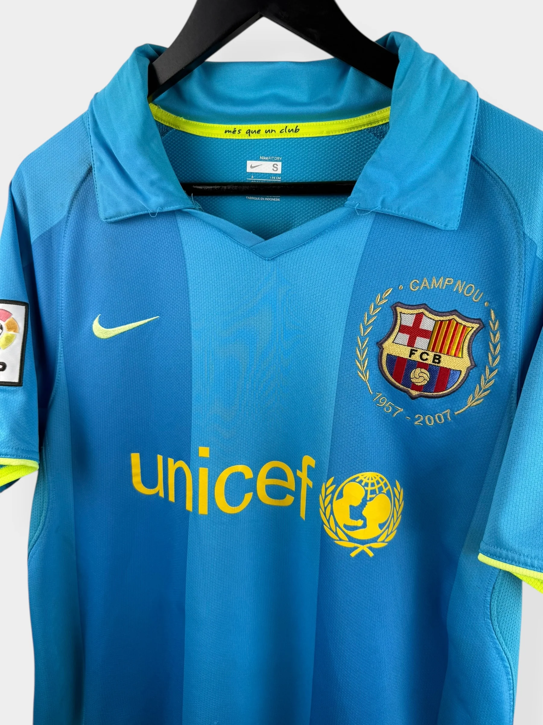 2007-08 BARCELONA AWAY SHIRT HENRY #14 S - Image 4