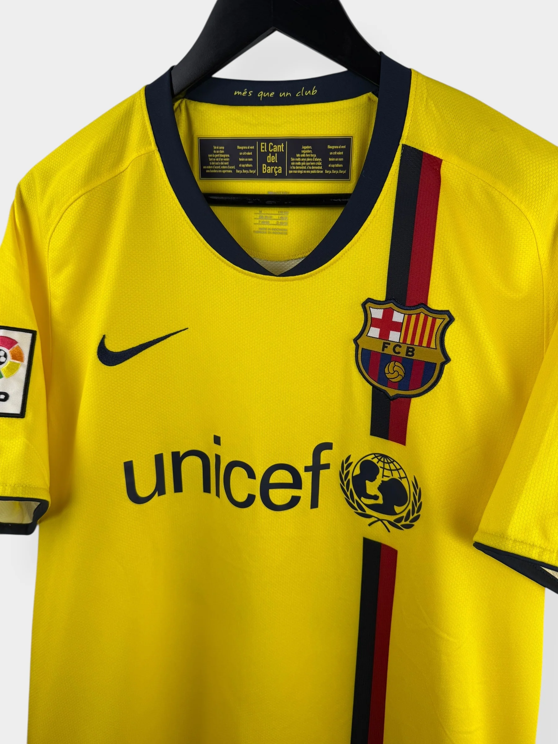 2008-10 BARCELONA AWAY SHIRT MESSI #10 M - Image 4
