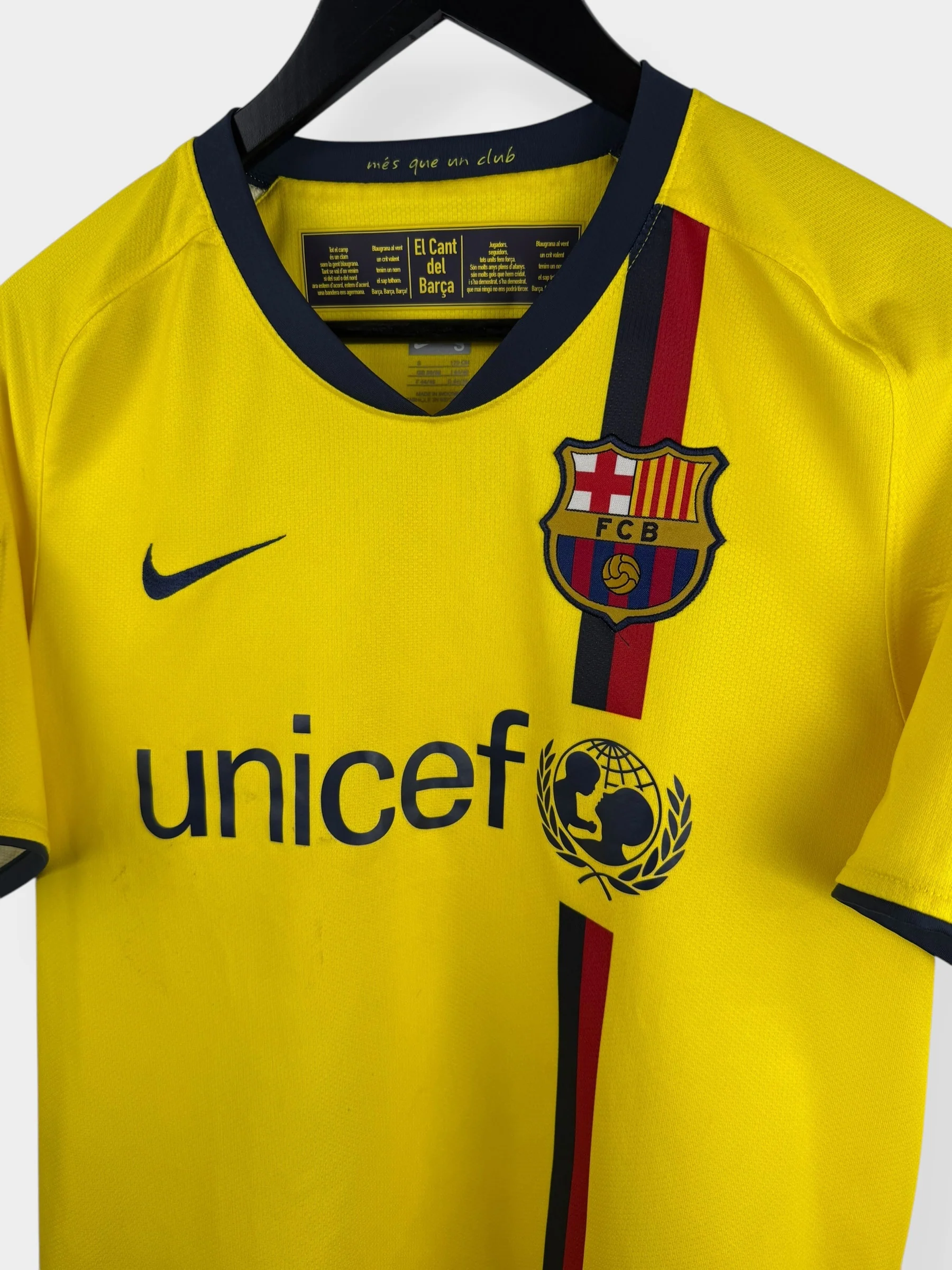 2008-10 BARCELONA AWAY SHIRT MESSI #10 S - Image 4