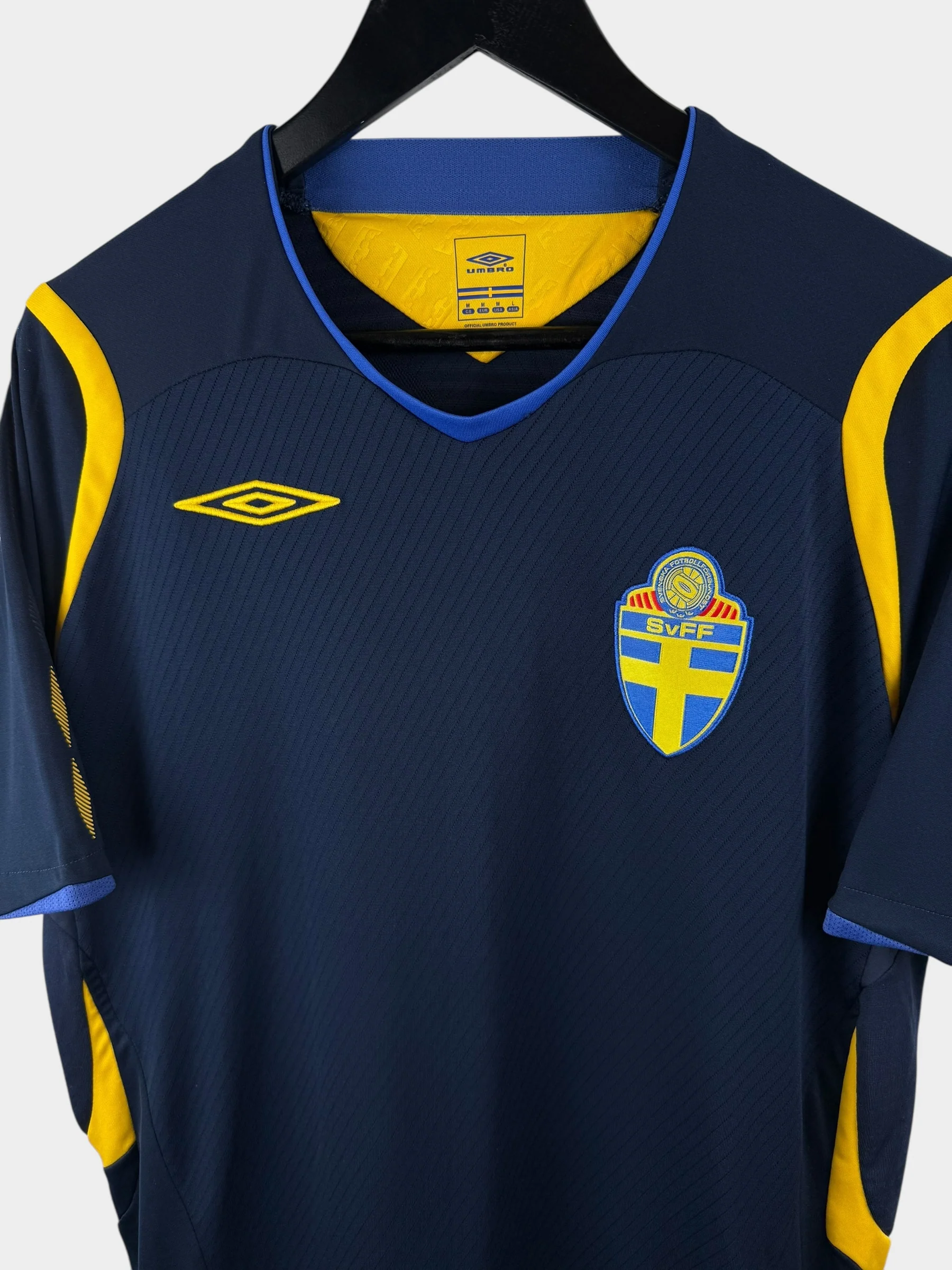 2008-10 SWEDEN AWAY SHIRT M - Image 4