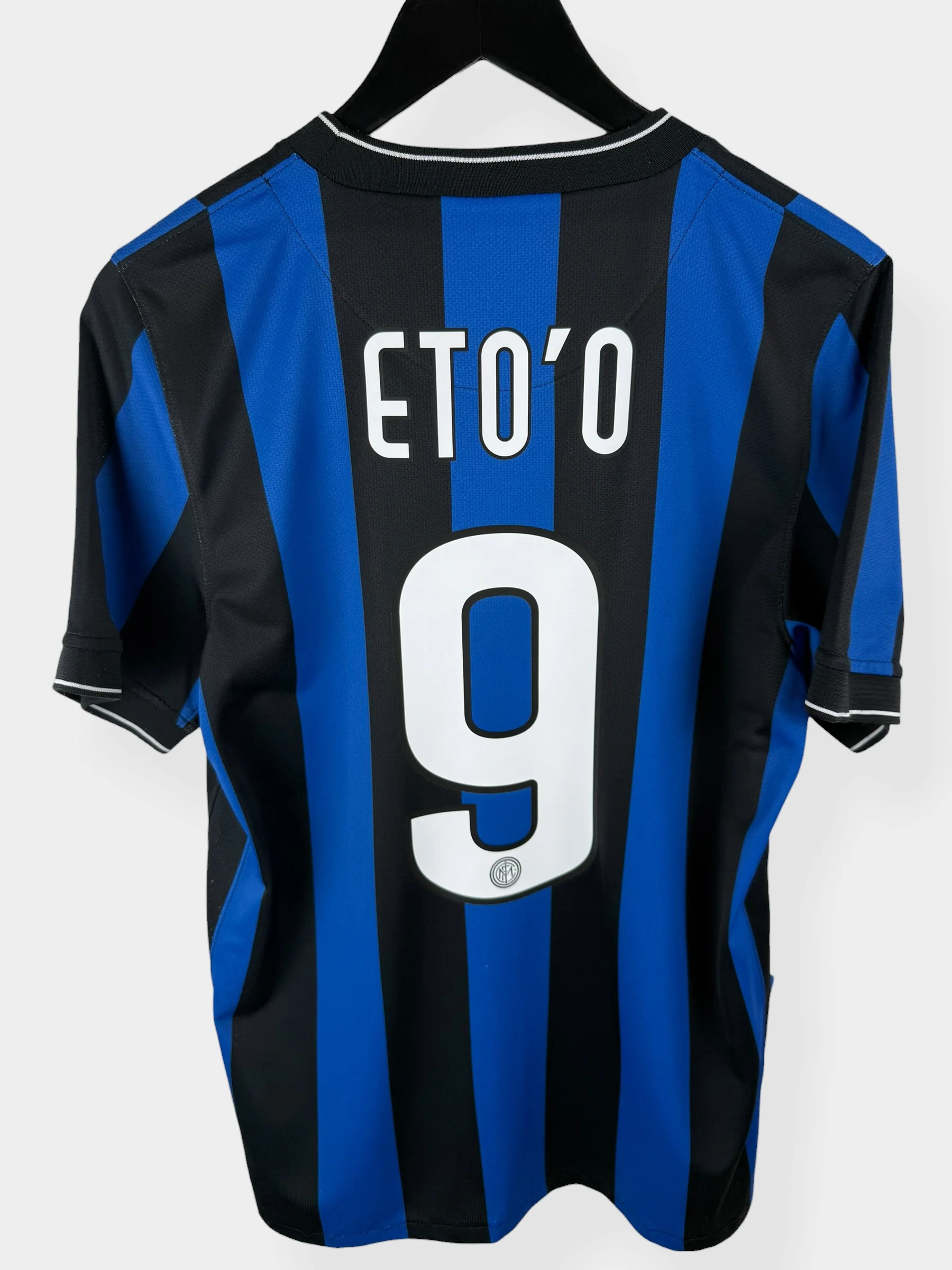 2009-10 INTER MILAN HOME SHIRT ETO'O #9 S