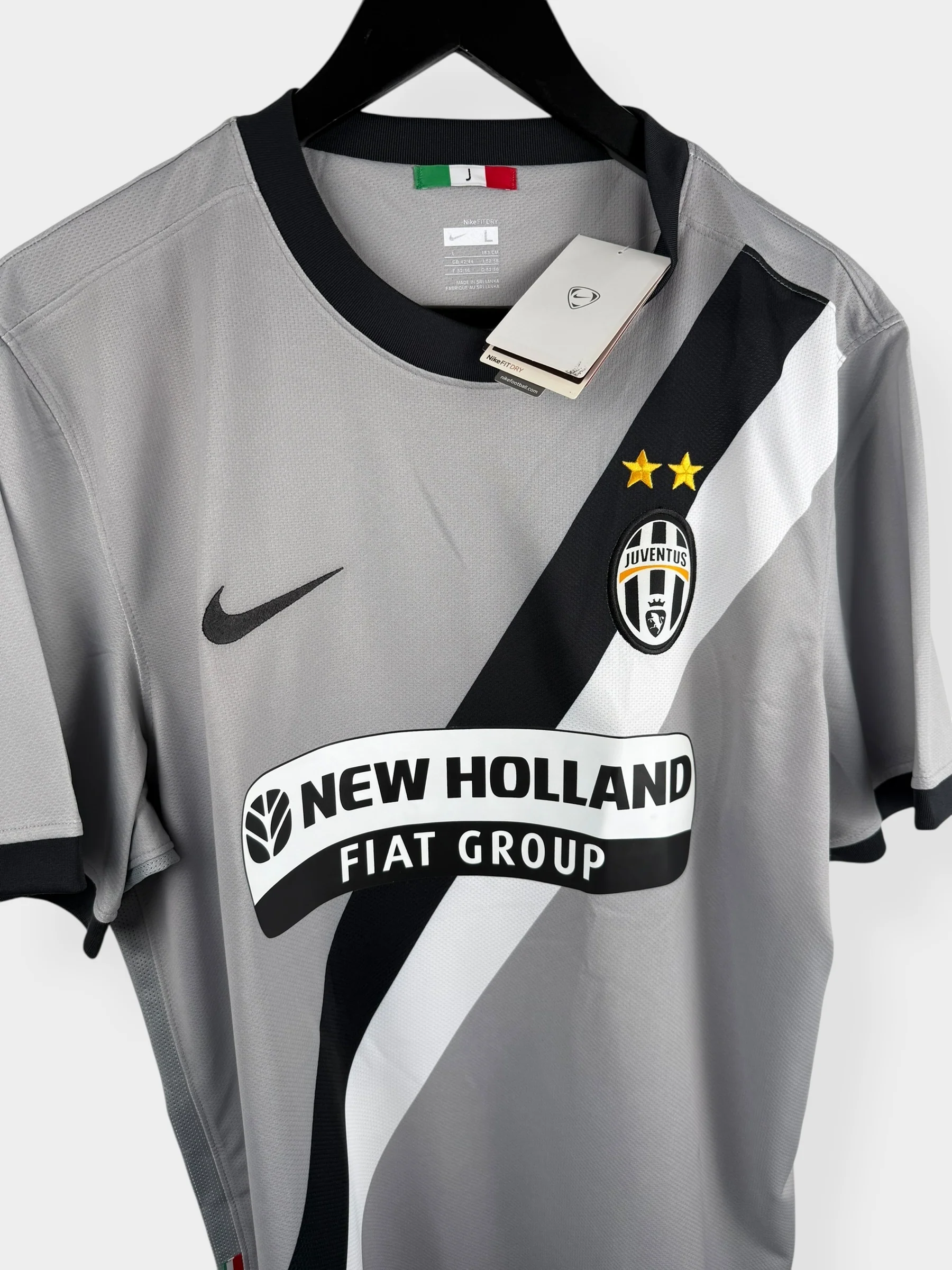 2009-10 JUVENTUS AWAY SHIRT L - Image 3