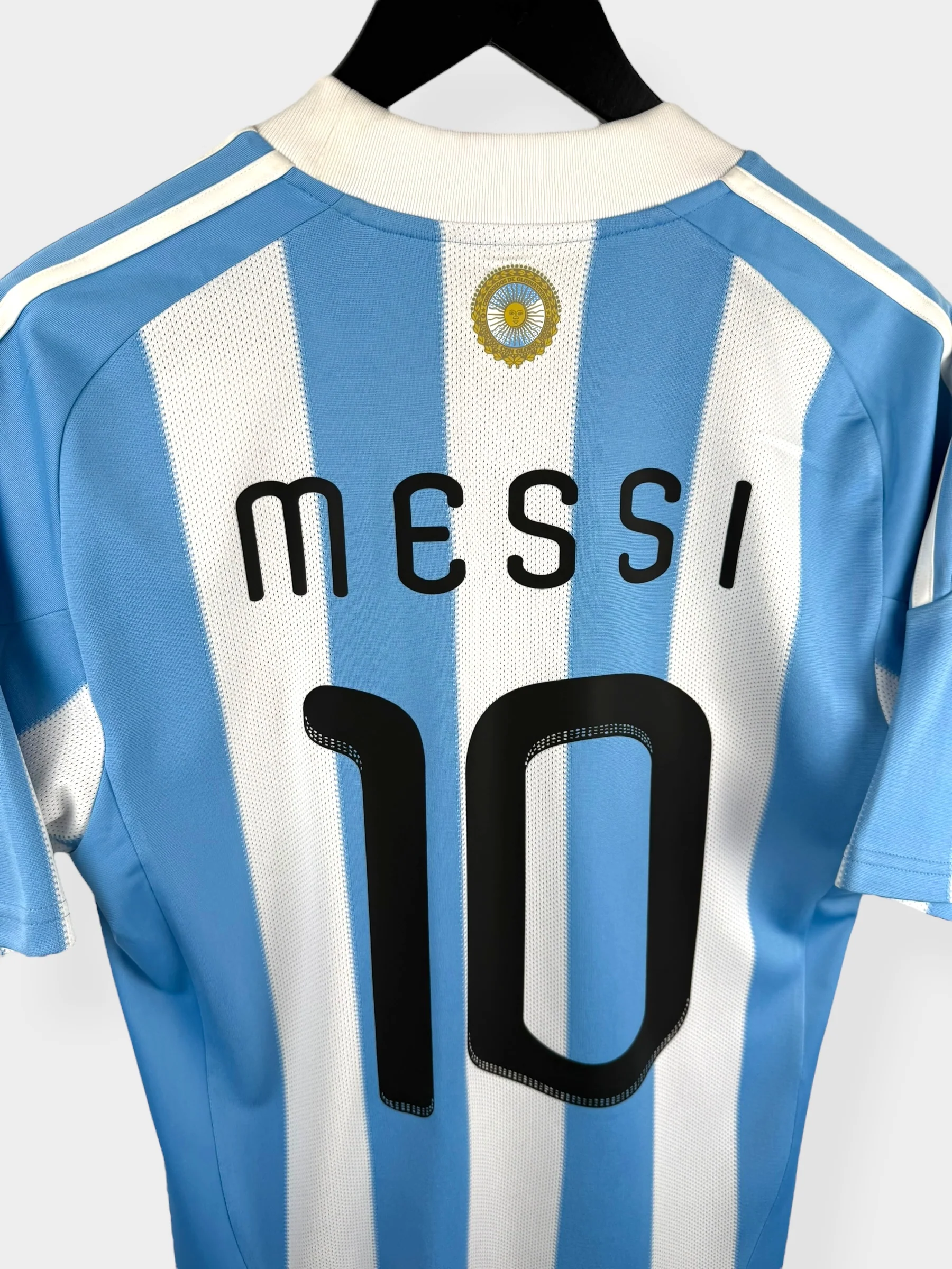 2010-11 ARGENTINA HOME SHIRT MESSI #10 S - Image 3