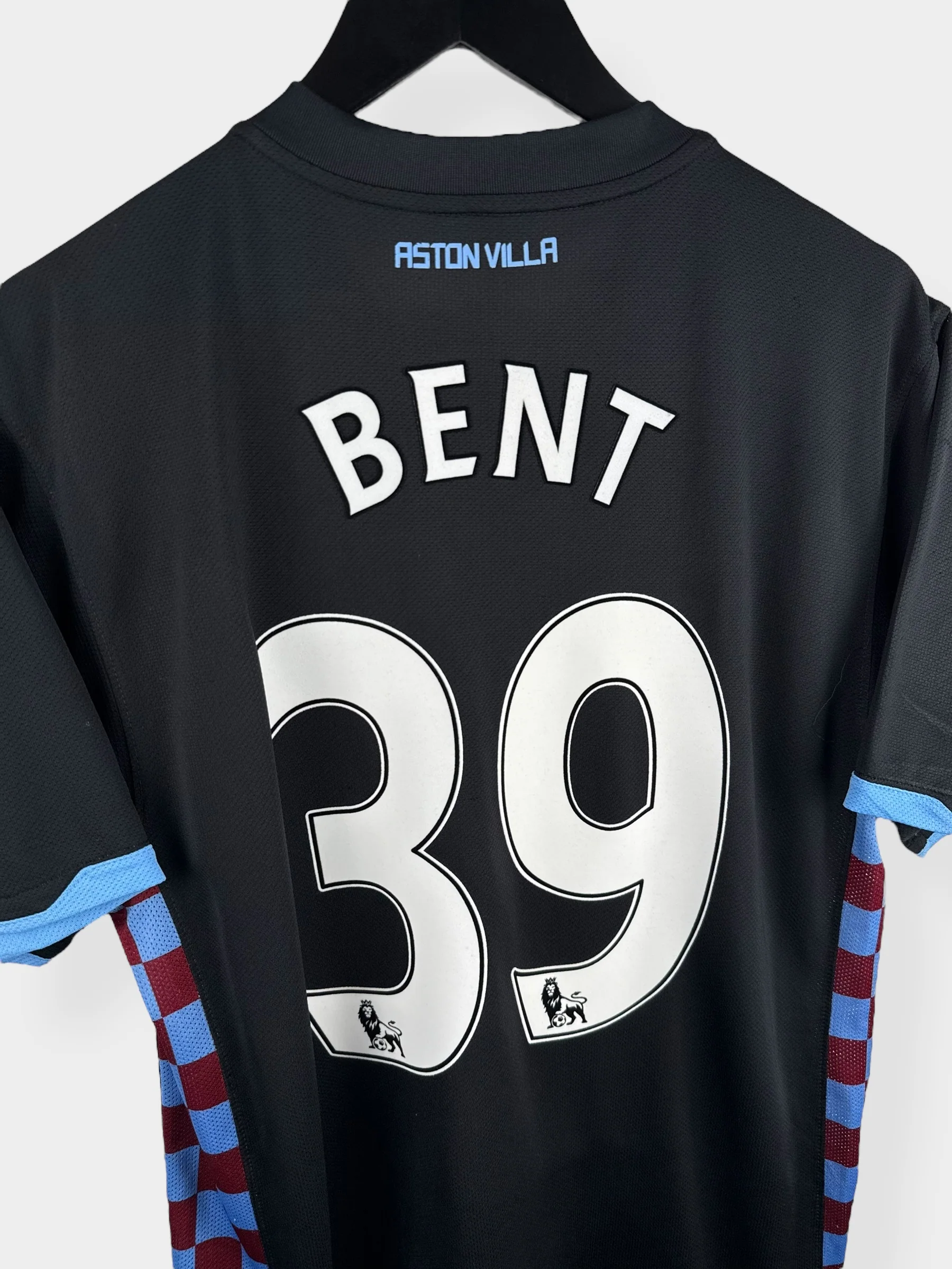 2010-11 ASTON VILLA AWAY SHIRT BENT #39 L - Image 3
