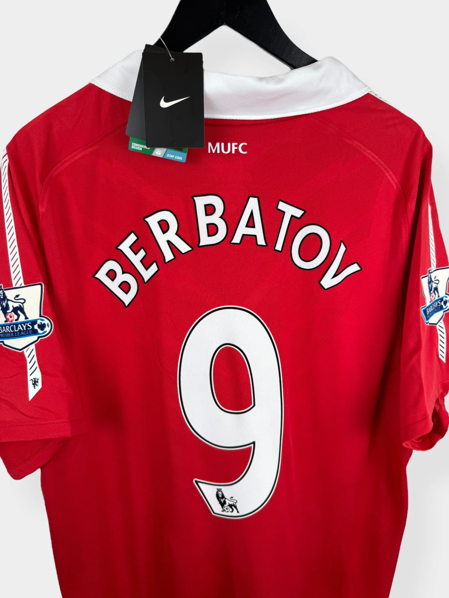 2010-11 MANCHESTER UNITED HOME SHIRT BERBATOV #9 XL - Image 3