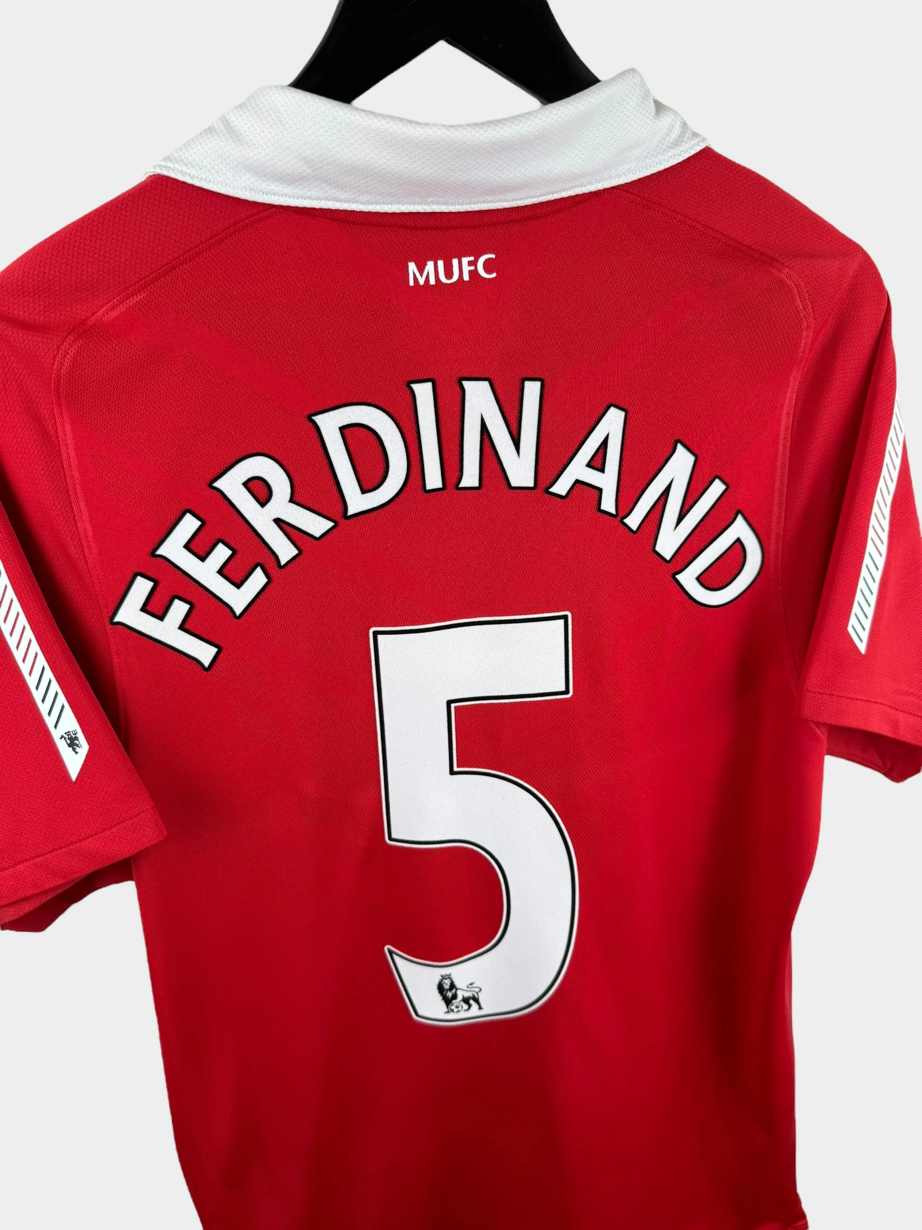 2010-11 MANCHESTER UNITED HOME SHIRT FERDINAND #5 S - Image 3
