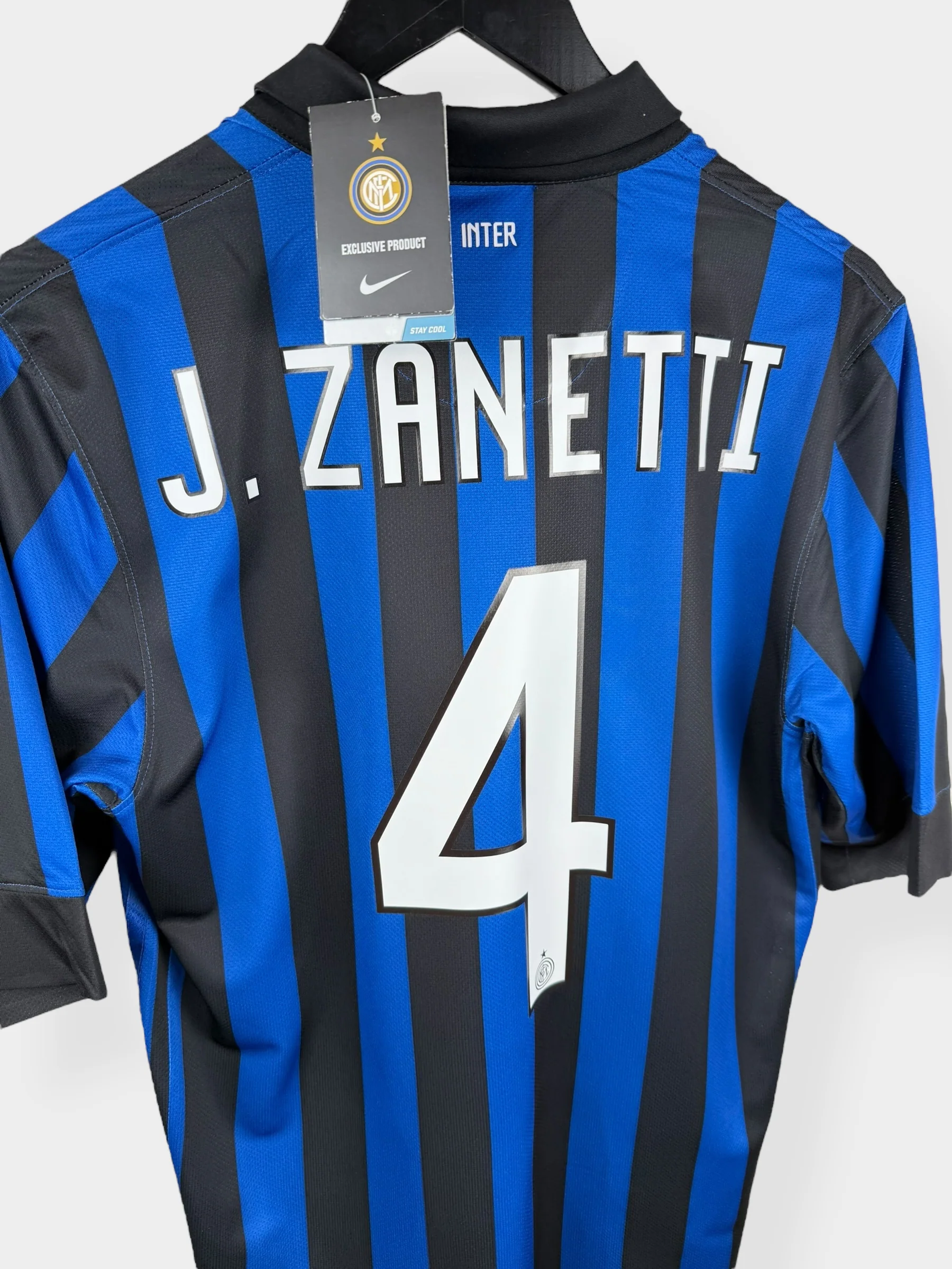 2011-12 INTER MILAN HOME SHIRT ZANETTI #4 S - Image 3