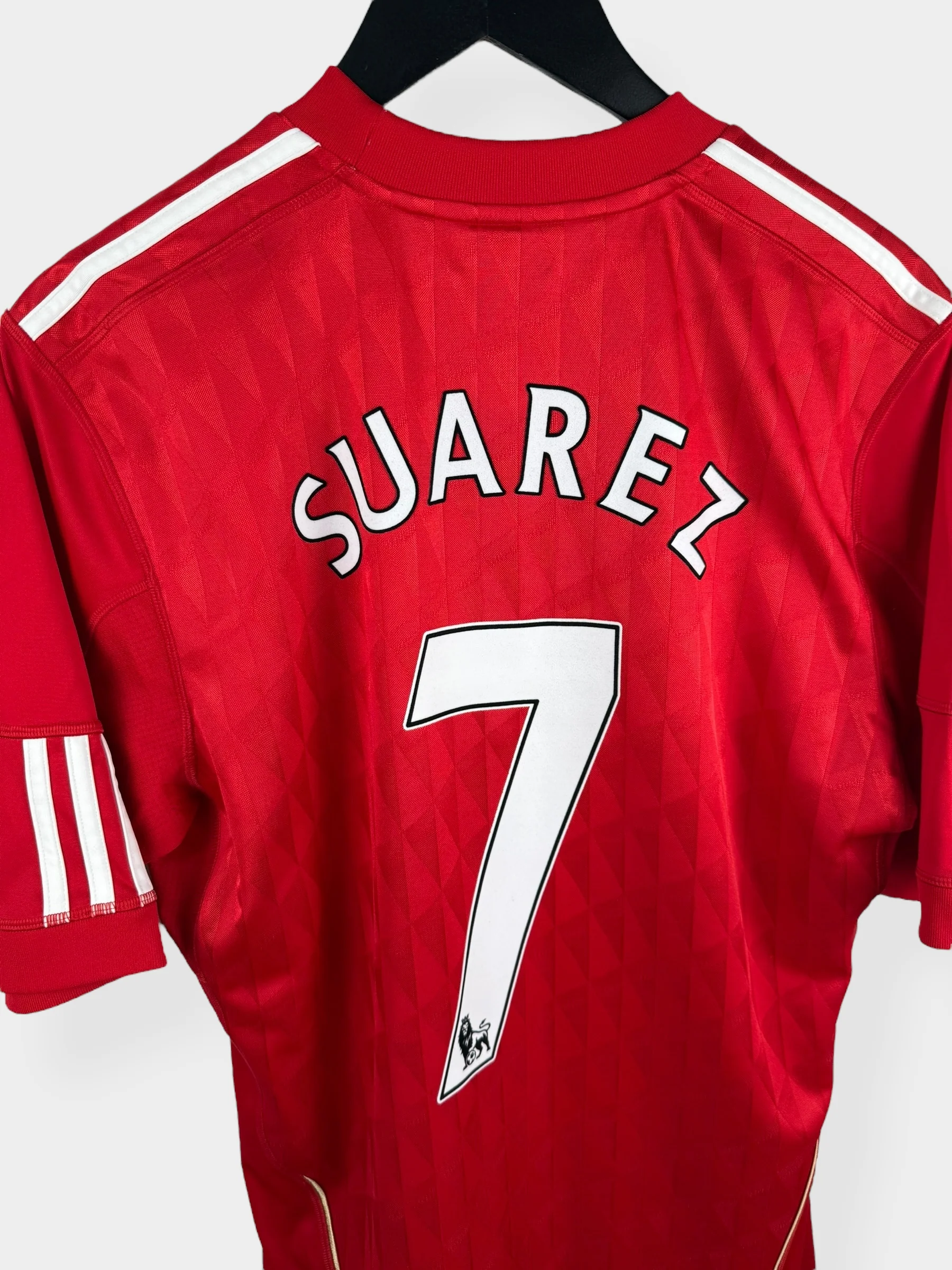 2011-12 LIVERPOOL HOME SHIRT SUAREZ #7 M - Image 3