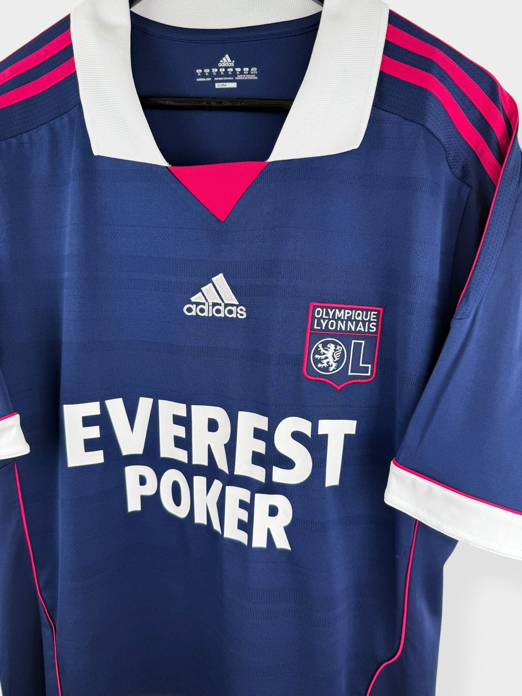 2011-12 OLYMPIQUE LYON AWAY SHIRT XL - Image 4