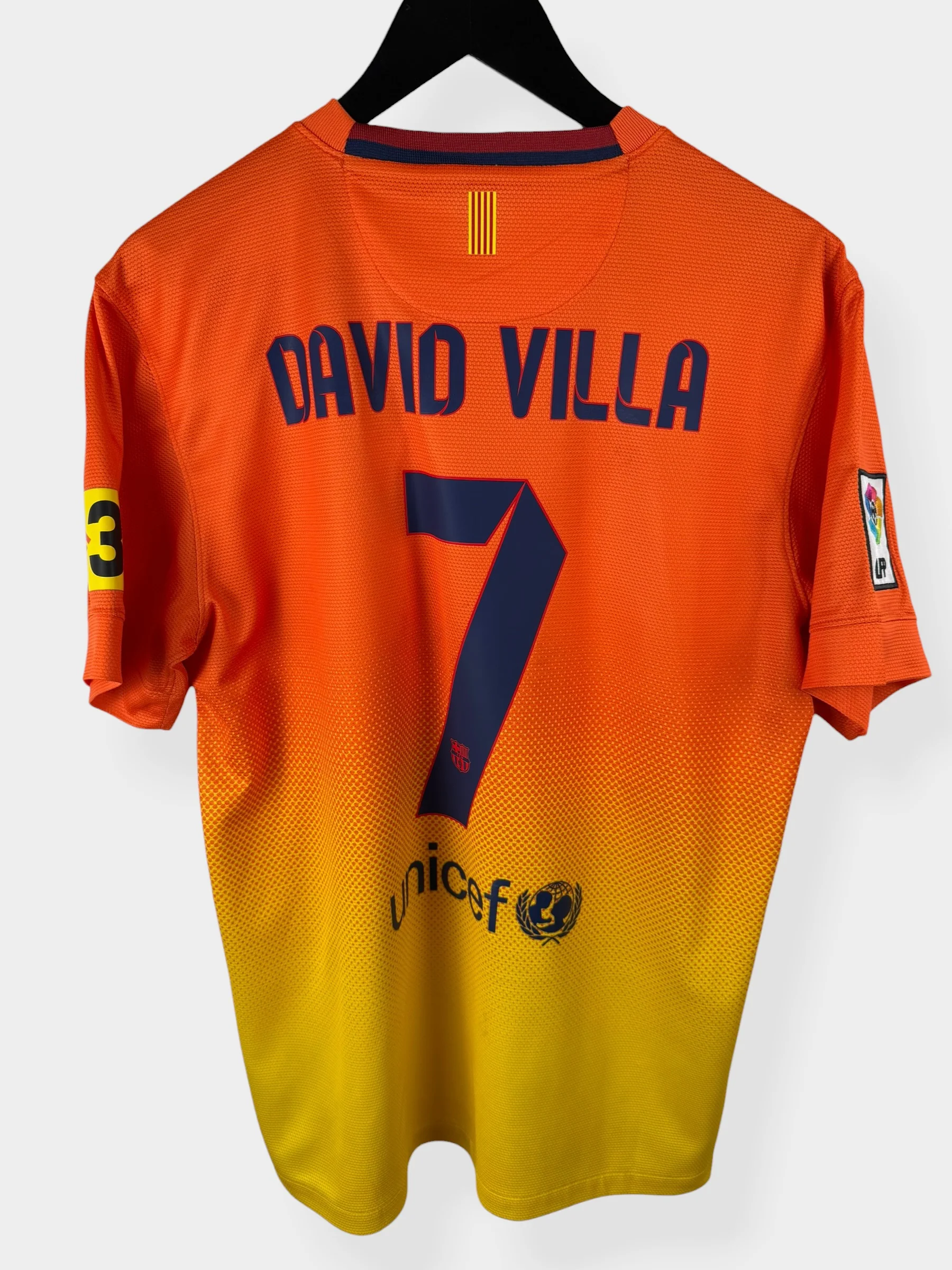 2012-13 BARCELONA AWAY SHIRT DAVID VILLA #7 M
