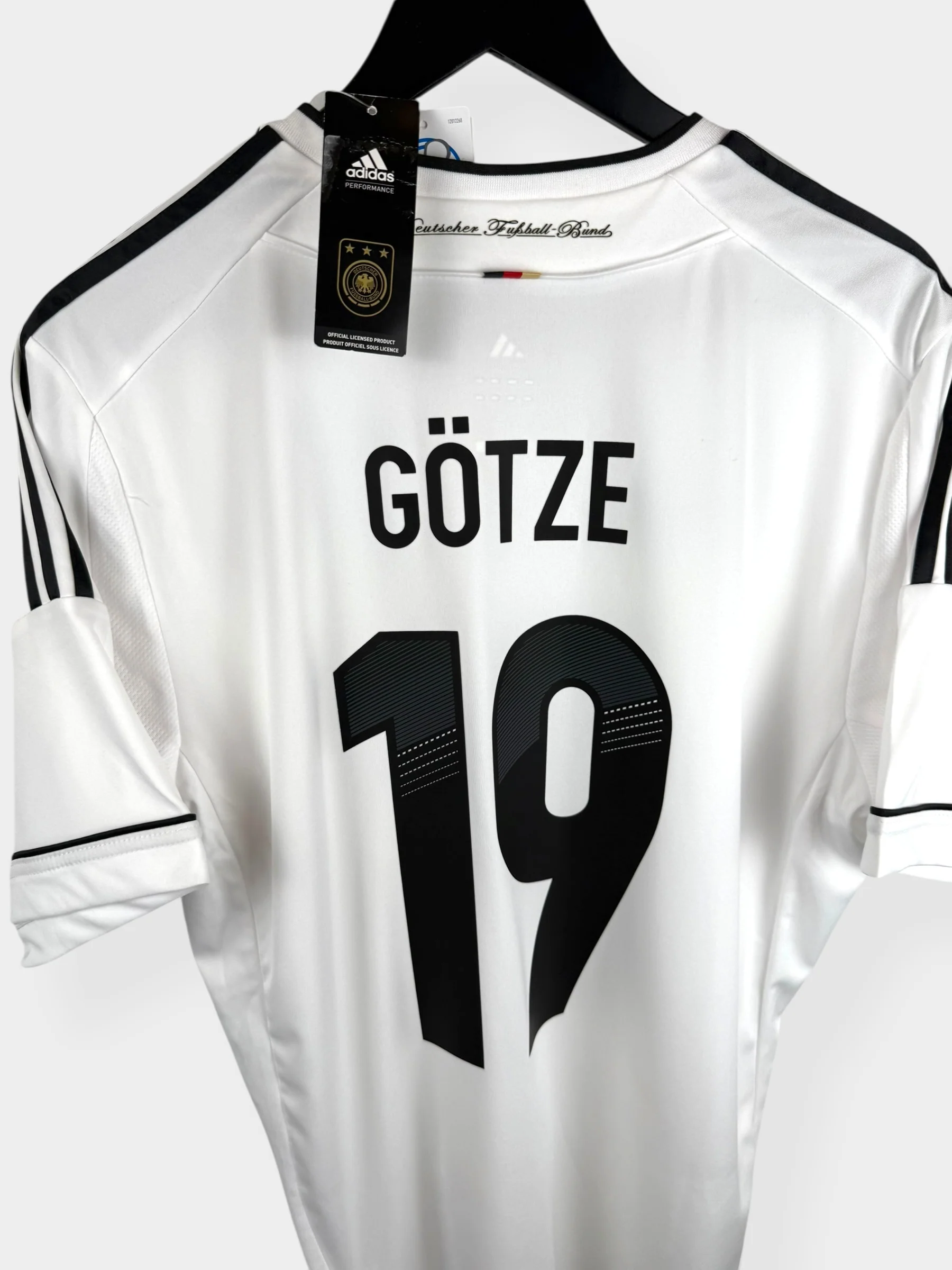 2012-13 GERMANY HOME SHIRT GOTZE #19 L - Image 3