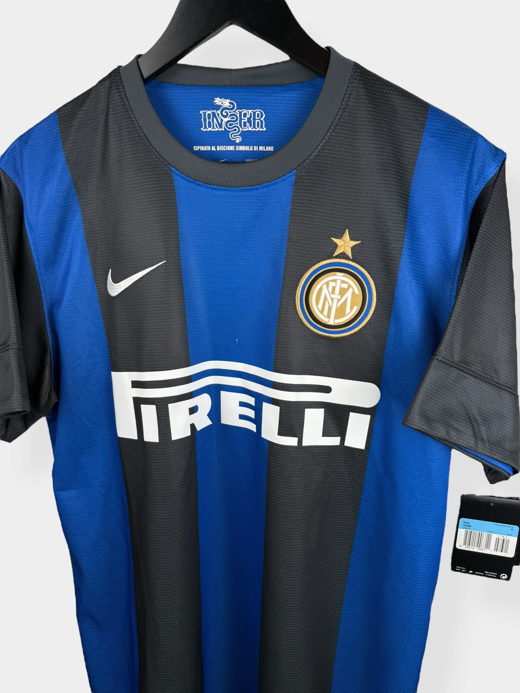 2012-13 INTER MILAN HOME SHIRT CAMBIASSO #19 M - Image 4
