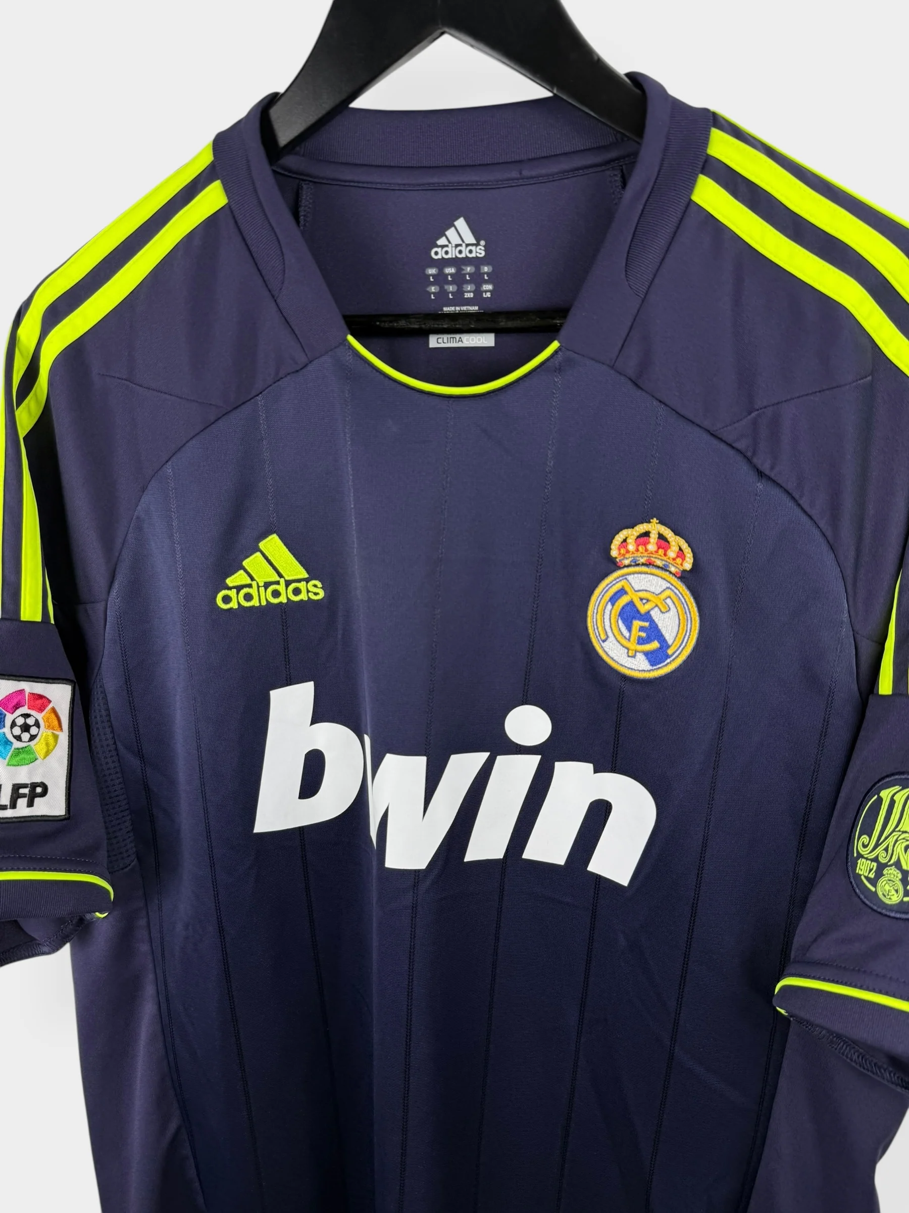 2012-13 REAL MADRID AWAY SHIRT RONALDO #7 L - Image 4
