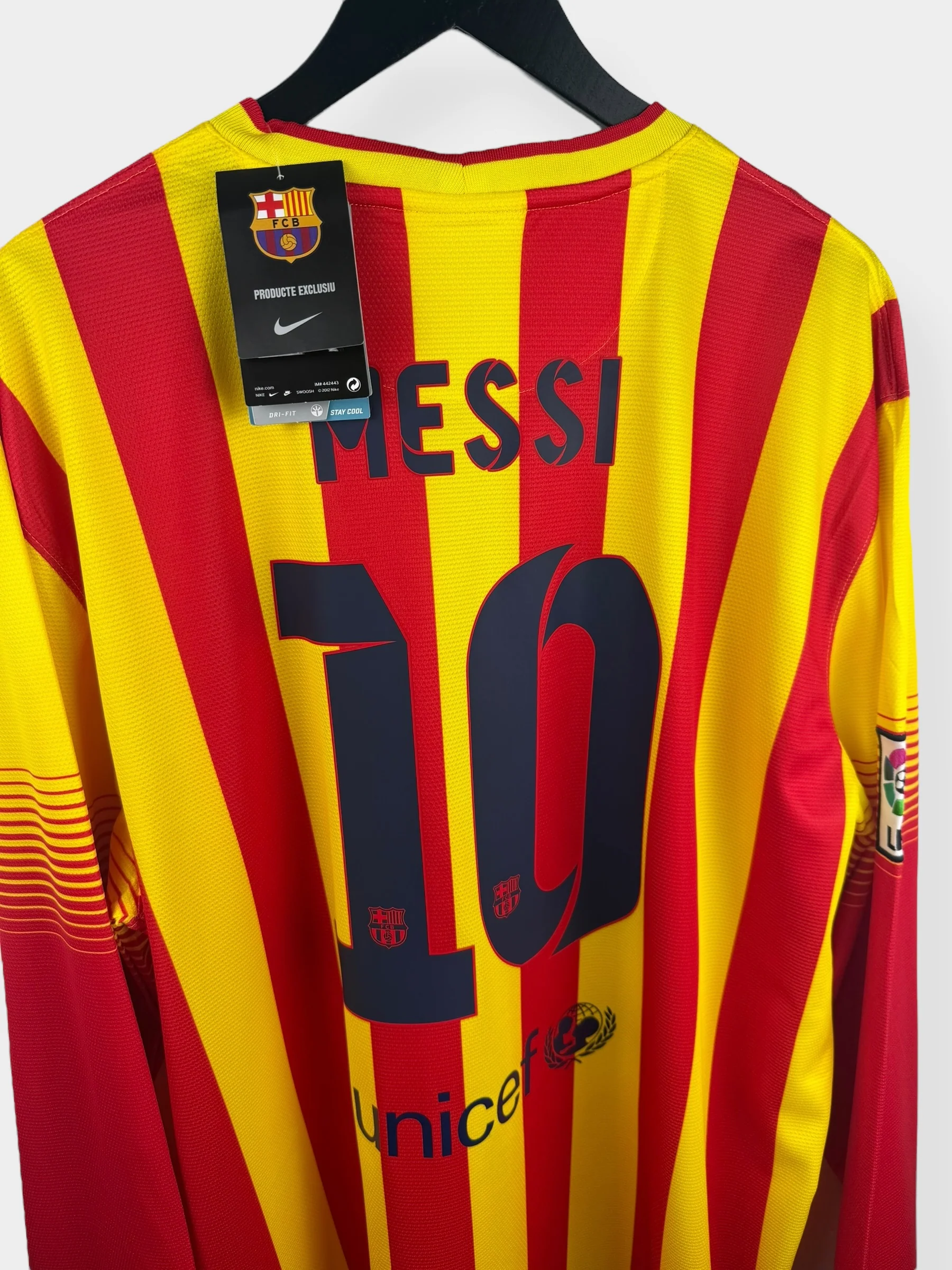 2013-14 BARCELONA AWAY SHIRT LS MESSI #10 XXL - Image 3