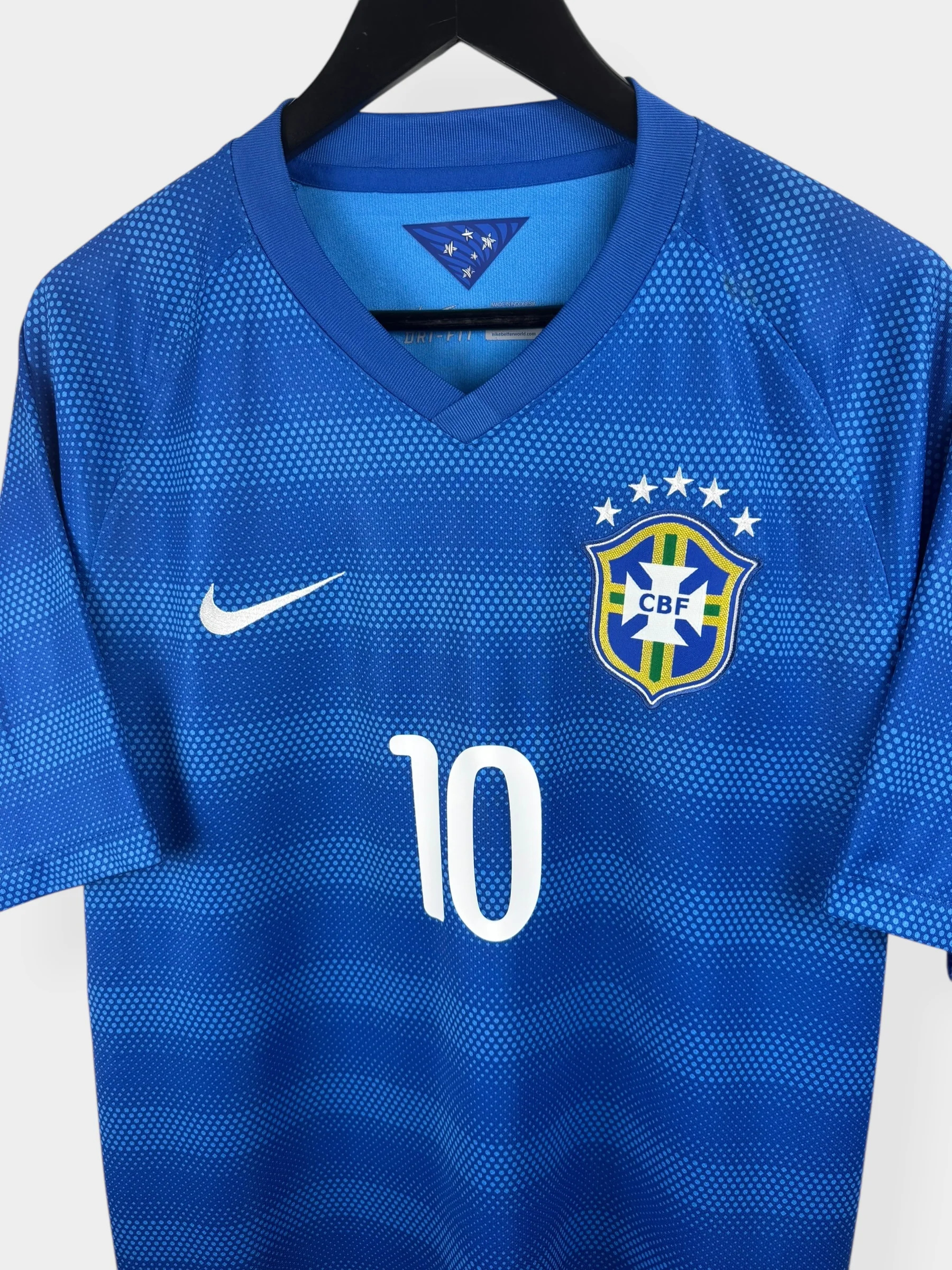 2014-15 BRAZIL AWAY SHIRT NEYMAR JR #10 L - Image 4