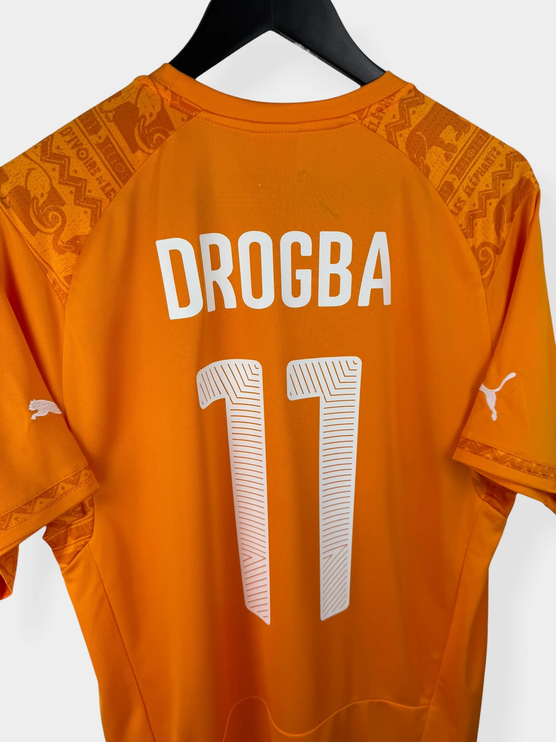 2014-15 IVORY COAST HOME SHIRT DROGBA #11 M - Image 3
