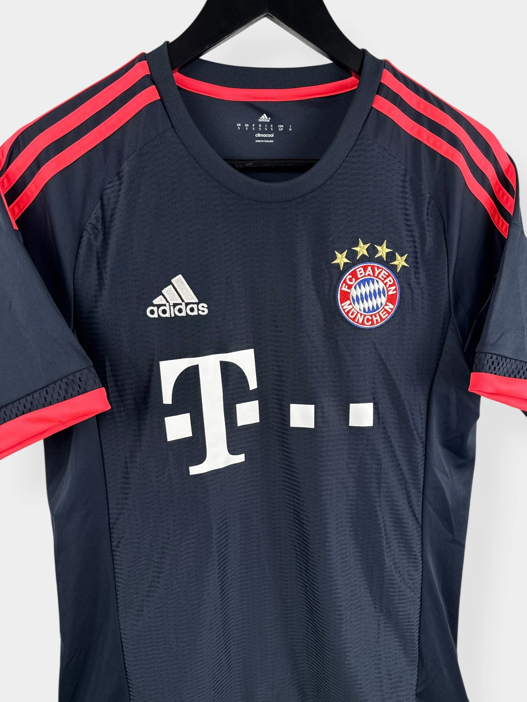 2015-16 BAYERN MUNICH THIRD SHIRT S - Image 3