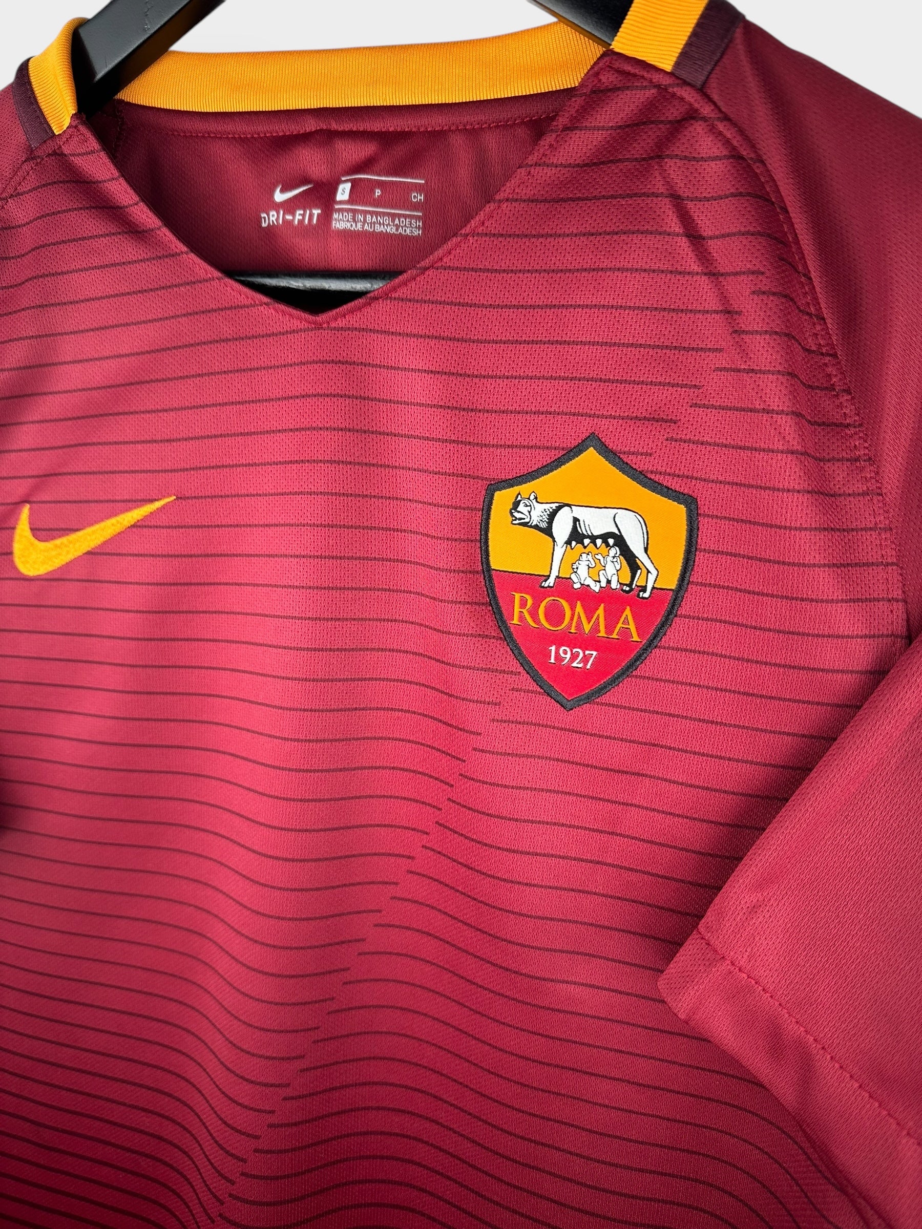 2016-17 AS ROMA HOME SHIRT S - Image 4