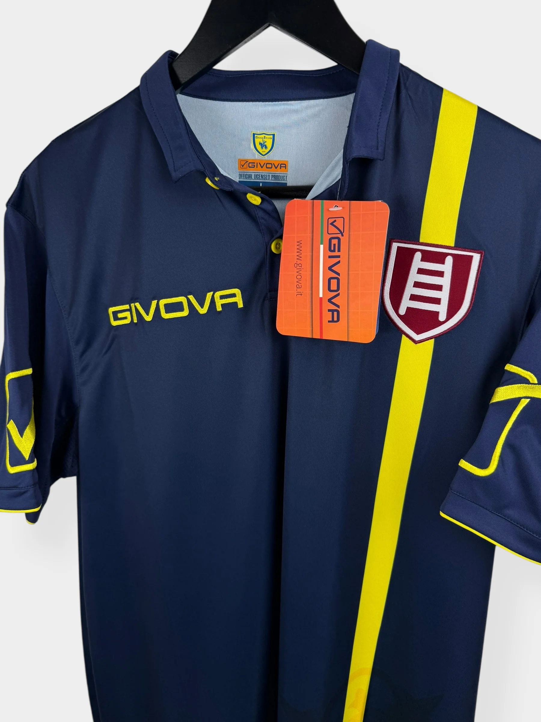 2016-17 CHIEVO VERONA AWAY SHIRT L - Image 4