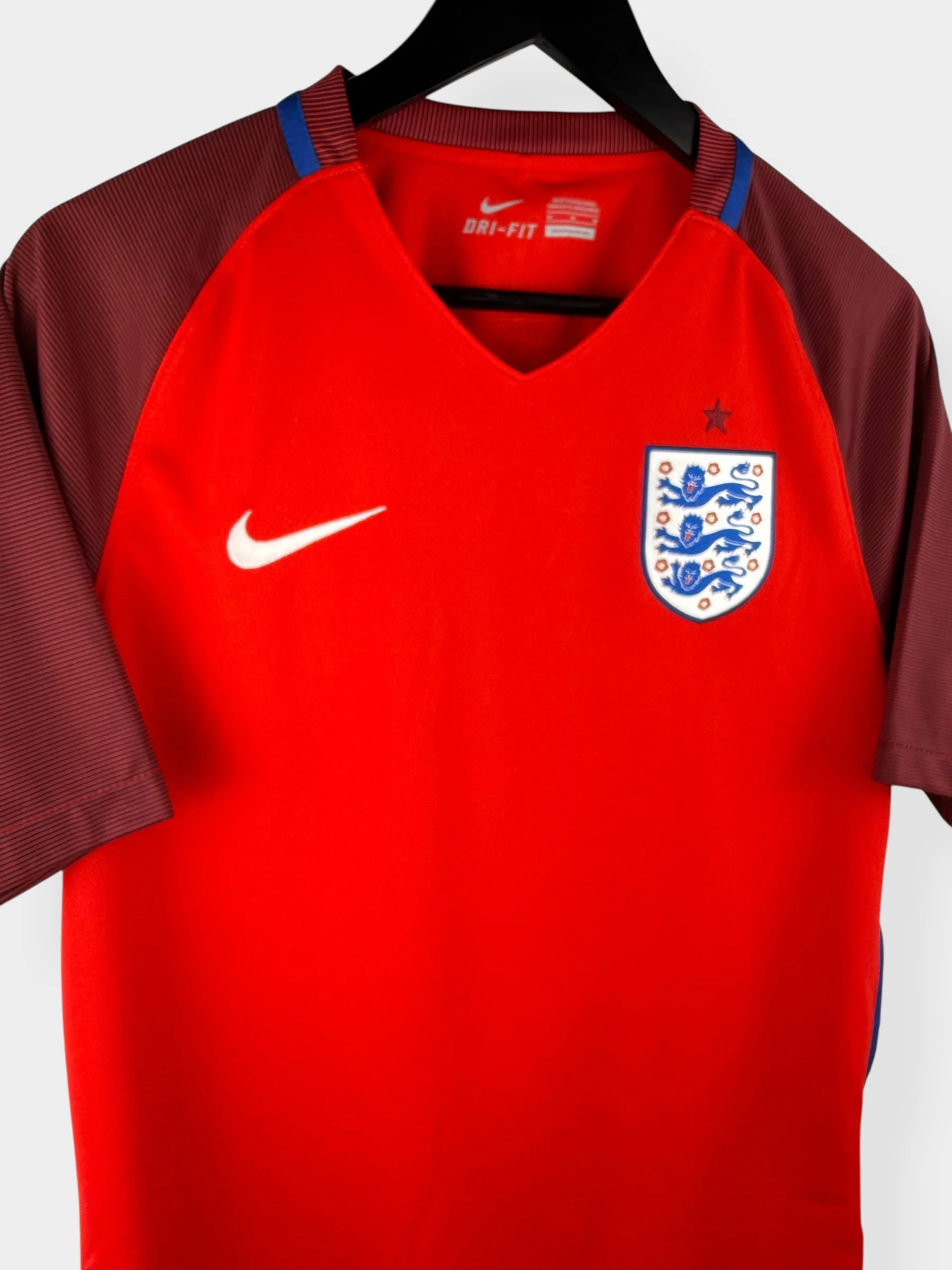2016-17 ENGLAND AWAY SHIRT M - Image 3