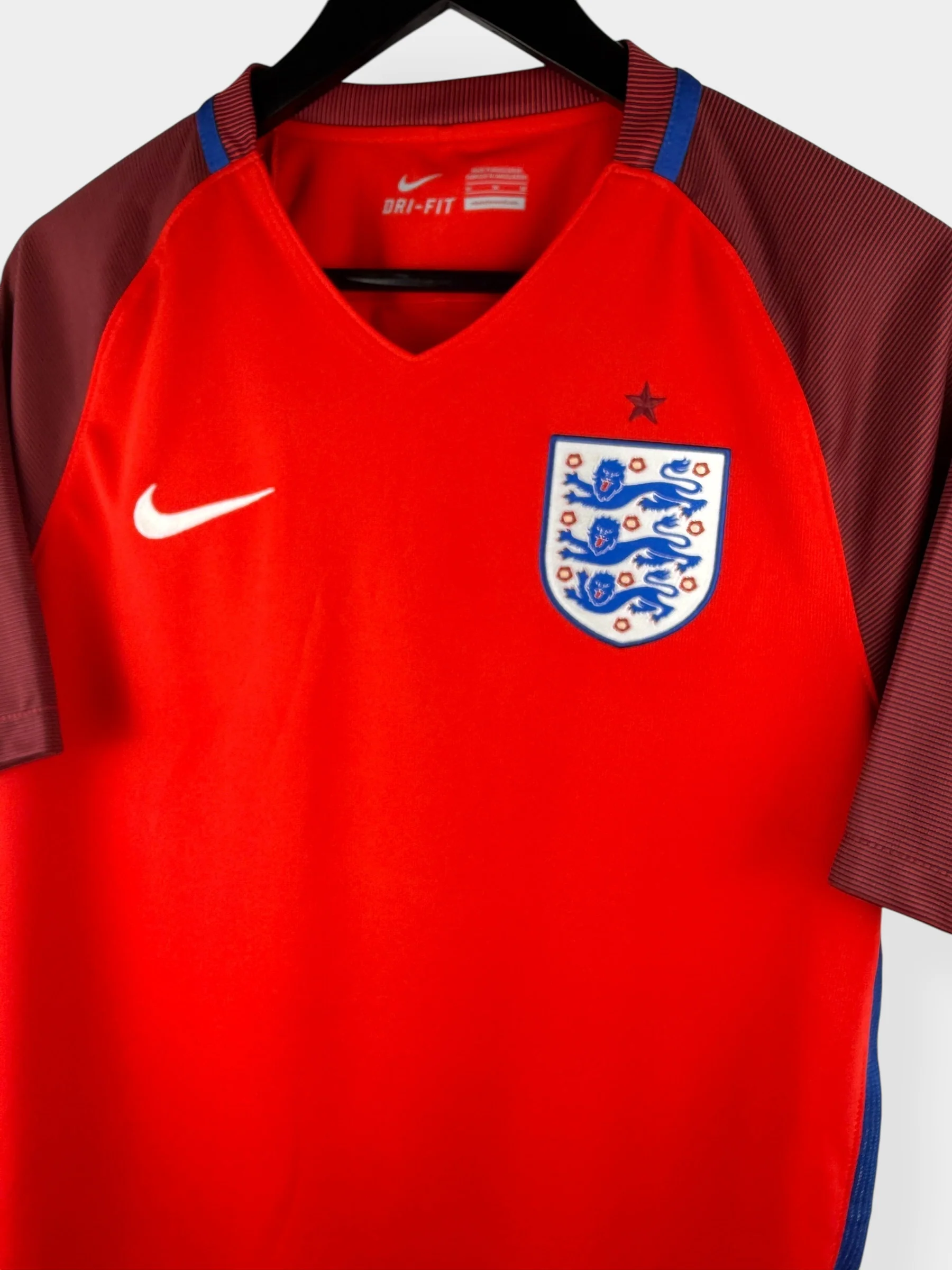 2016-17 ENGLAND AWAY SHIRT M - Image 4