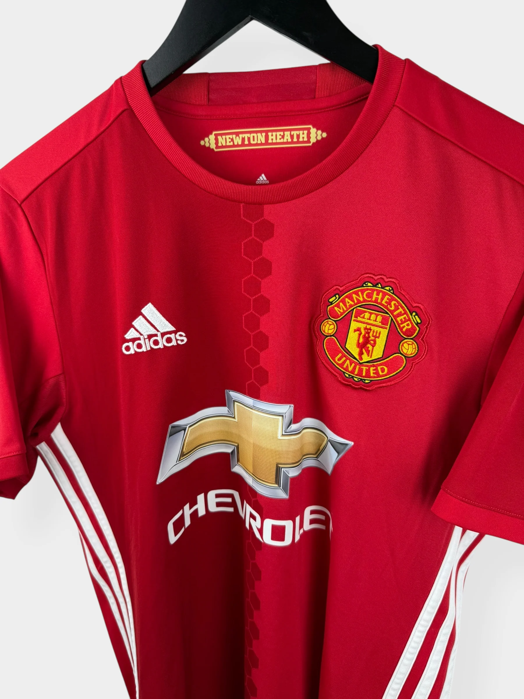 2016-17 MANCHESTER UNITED HOME SHIRT S - Image 4