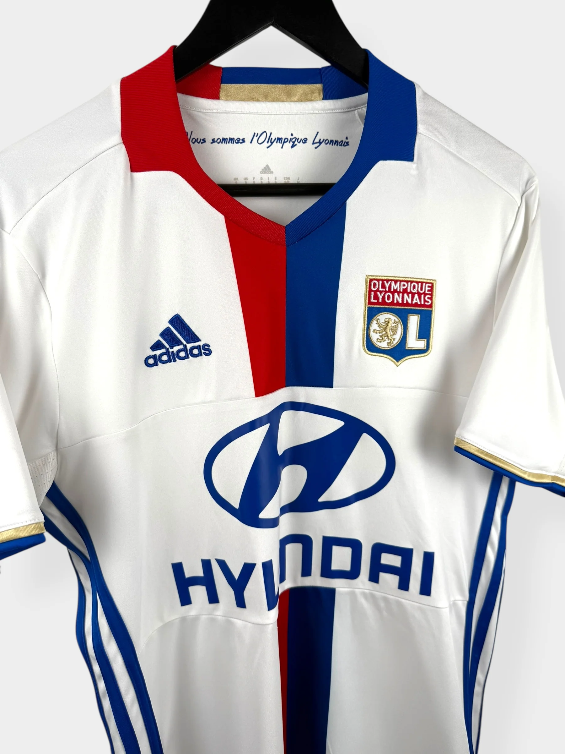 2016-17 OLYMPIQUE LYONNAIS HOME SHIRT S - Image 3